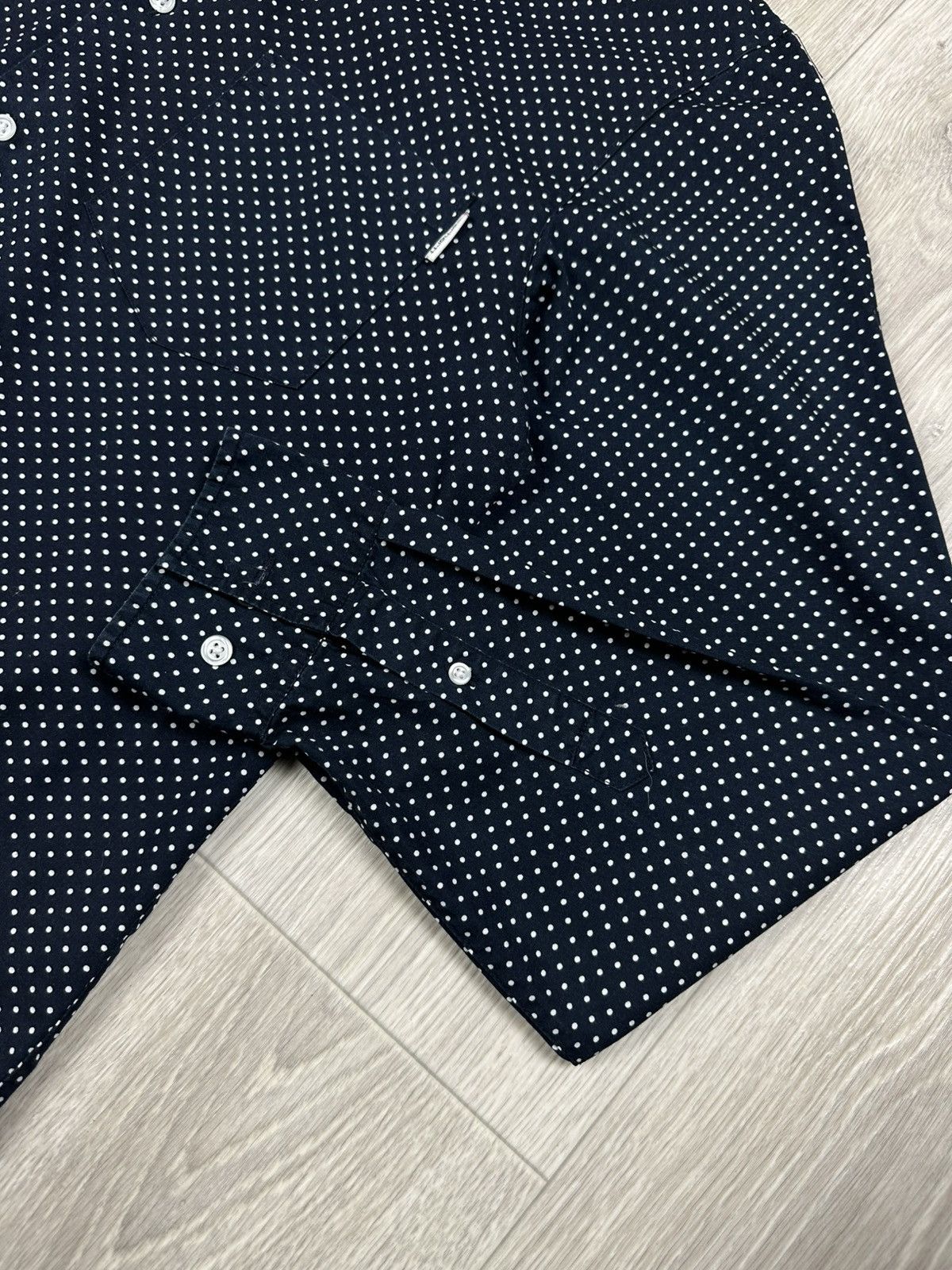 Carhartt Carhartt WIP Long Sleeve Dots Polka Buttons Shirt Size US L / EU 52-54 / 3 - 7 Thumbnail