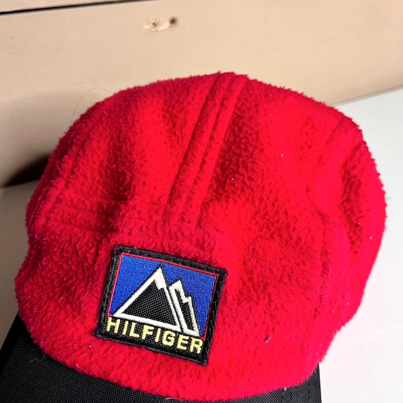 Tommy Hilfiger VINTAGE Tommy Hilfiger Expedition 5 Panel Hat Red Black Made in USA Cap Mens One Size Adjustable Fleece Nylon Winter 90s Cap Size US M / EU 48-50 / 2 - 7 Thumbnail