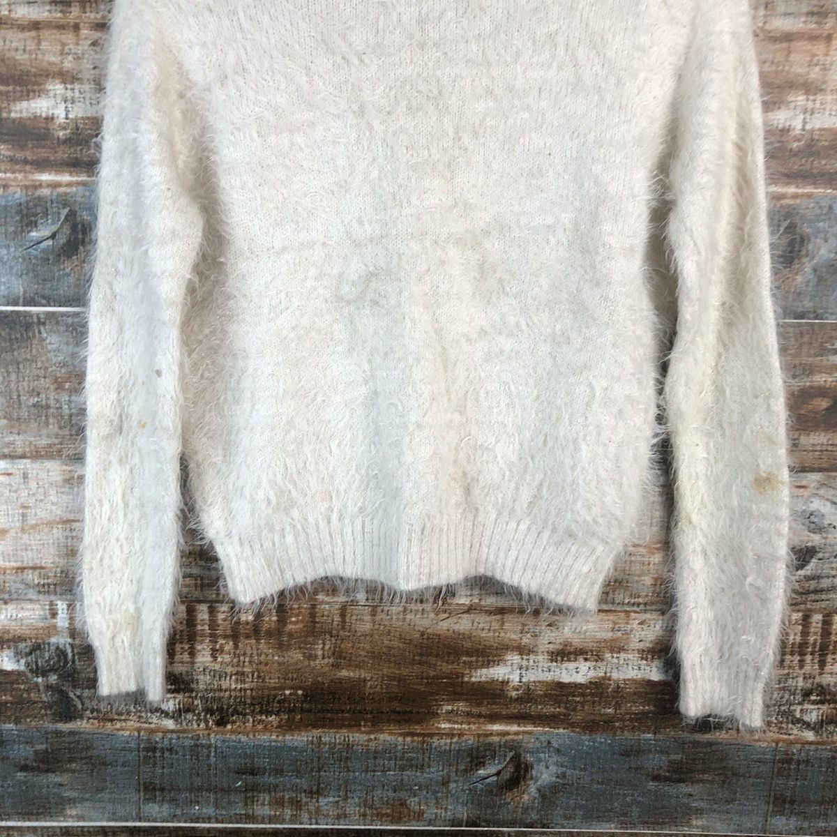 Vintage DL Ingni White shaggy fur Mohair Knitwear #C390 Size S / US 4 / IT 40 - 14 Thumbnail