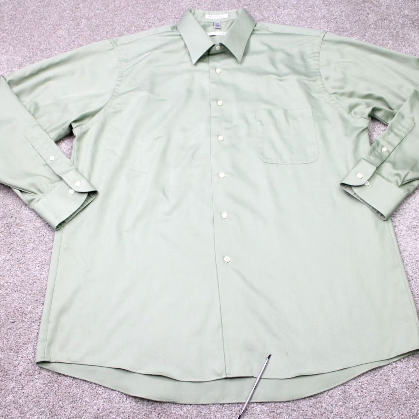 Geoffrey Beene Geoffrey Beene Shirt Mens XL Green 17, 34/35 Green Sateen Wrinkle Free L/S Dress Shirt Button Collar Collared 55% Cotton 45% Polyester Vintage: No Size US XL / EU 56 / 4 - 3 Thumbnail