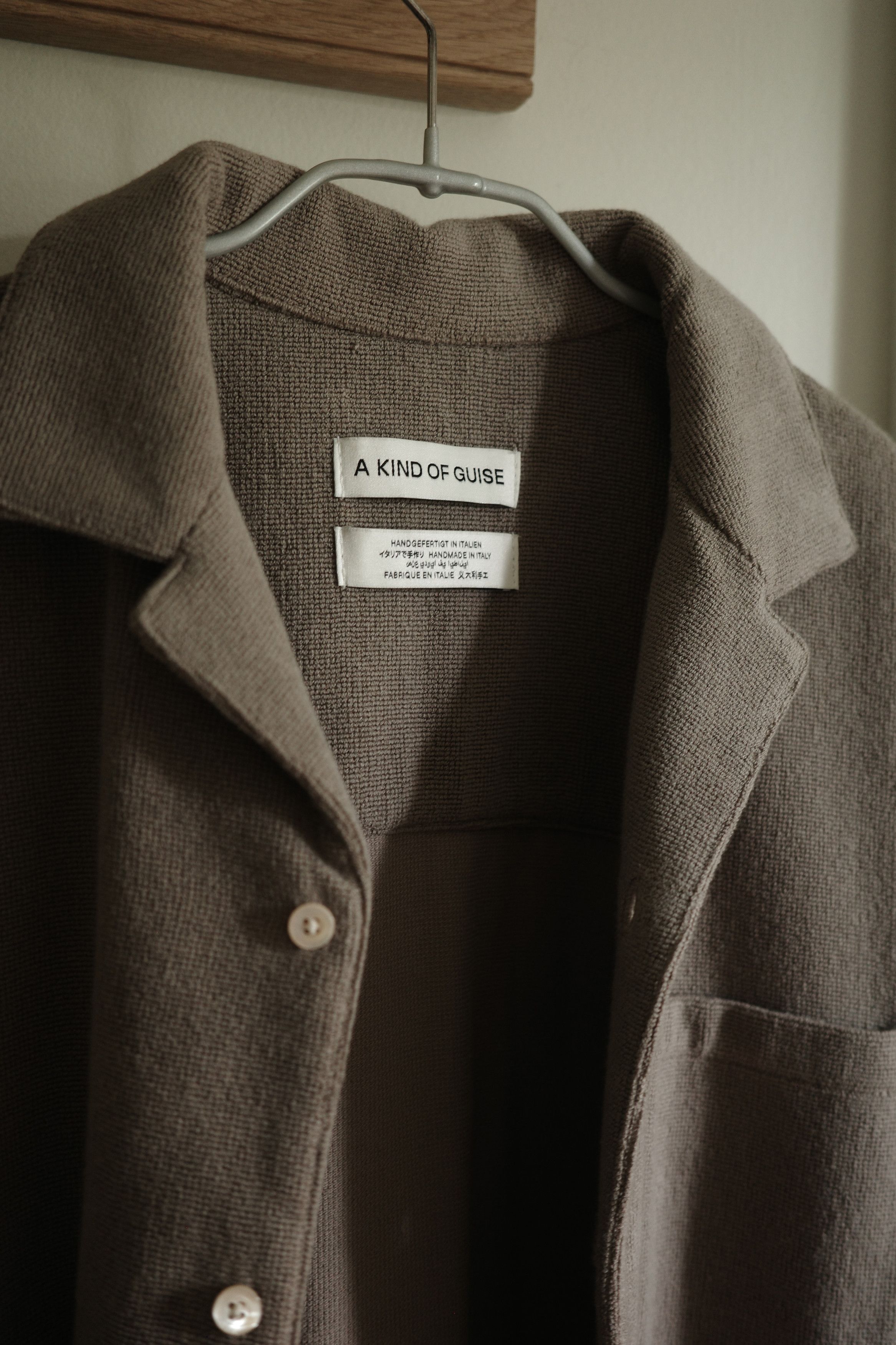 A Kind Of Guise Gioia Shirt in Almond Size US S / EU 44-46 / 1 - 4 Thumbnail