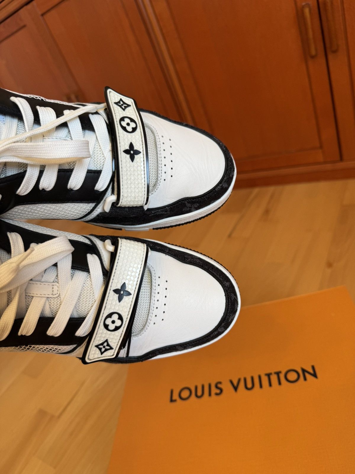 Louis Vuitton Louis Vuitton LV Trainer Velcro Strap Black Denim Size US 7.5 / EU 40-41 - 11 Thumbnail
