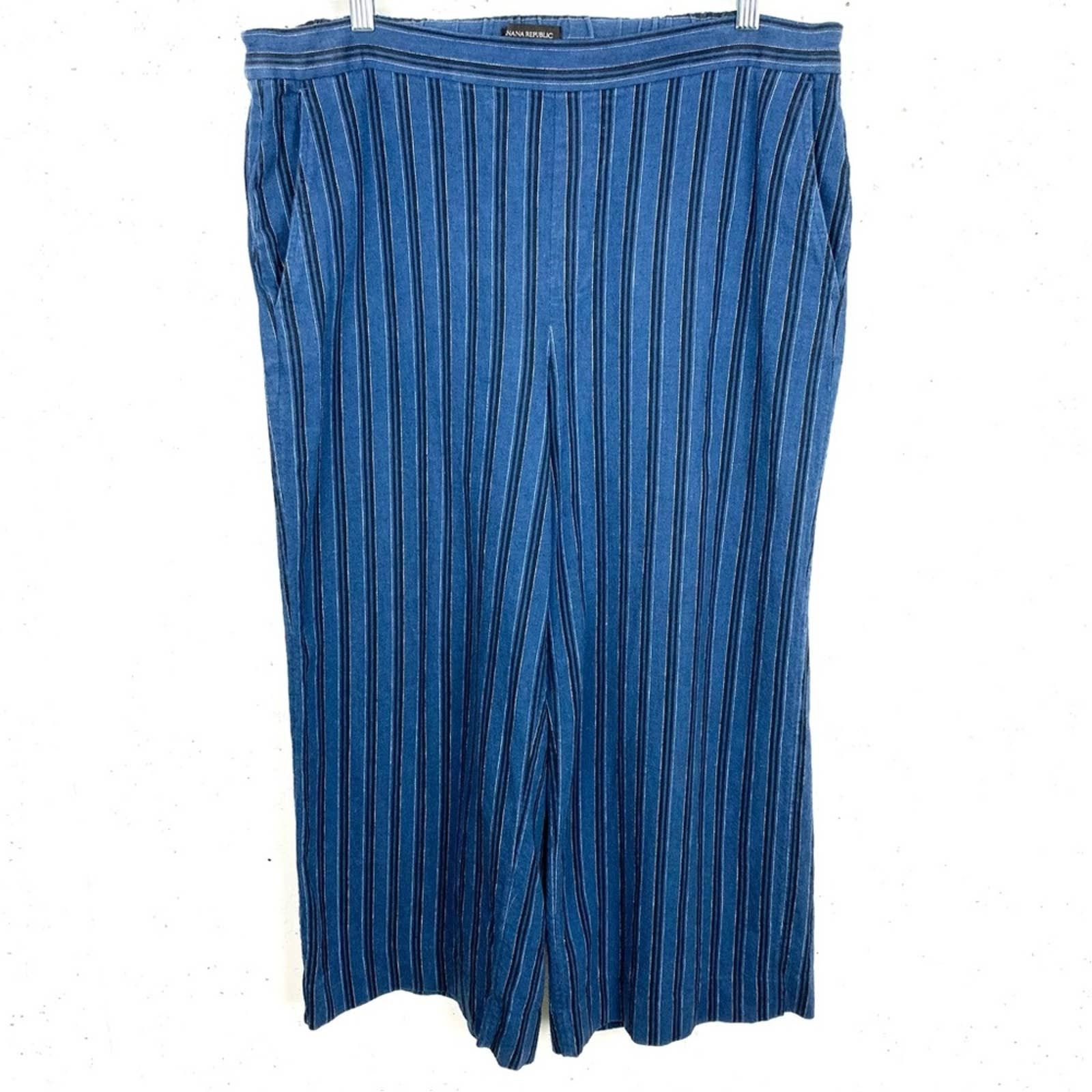 Banana Republic BANANA REPUBLIC Sloan Fit Blue Print Dress Pants - Size 8