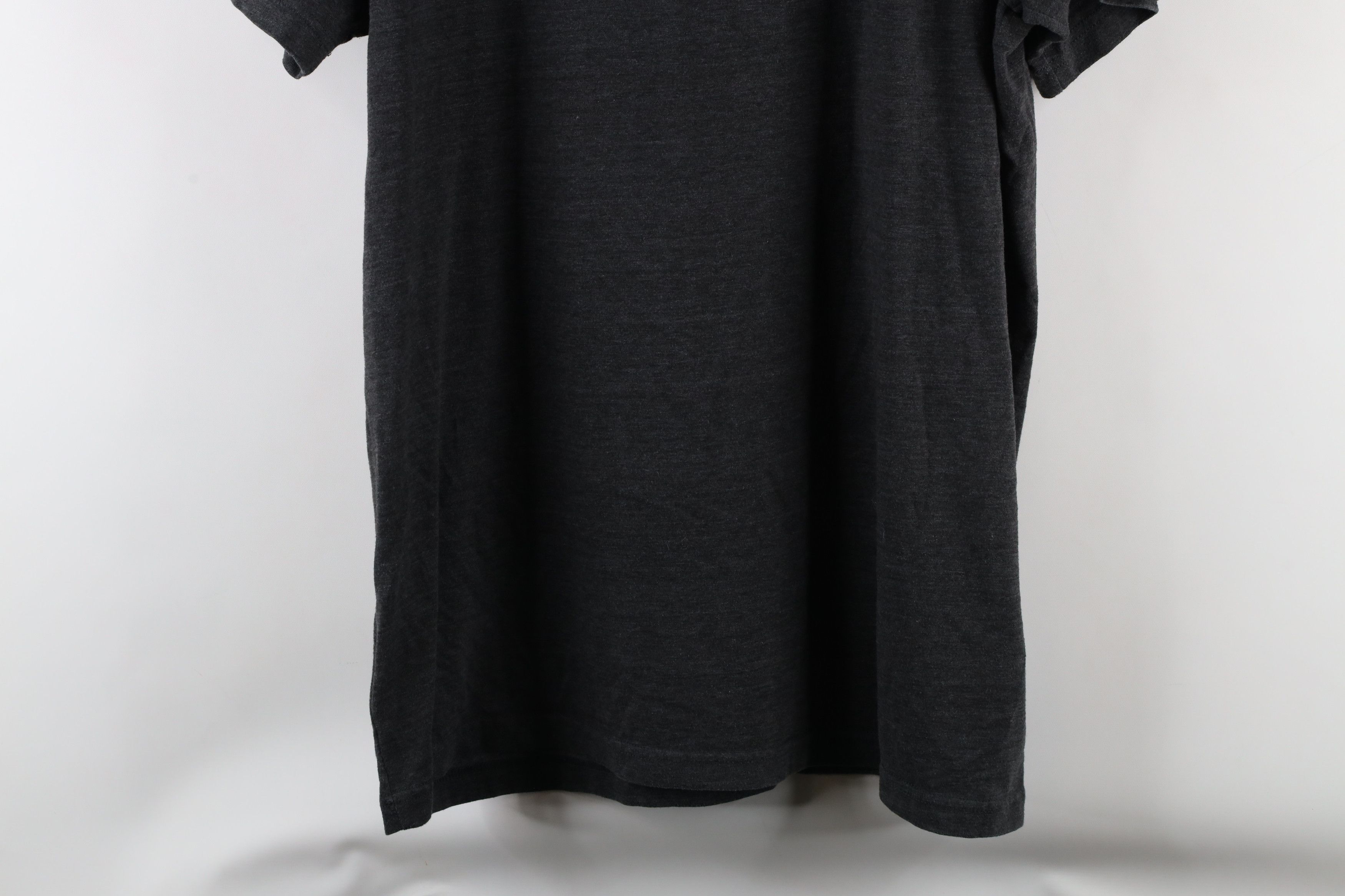 The North Face × Vintage The North Face Out Bear Short Sleeve T-Shirt Jersey Knit Size US XL / EU 56 / 4 - 10 Thumbnail