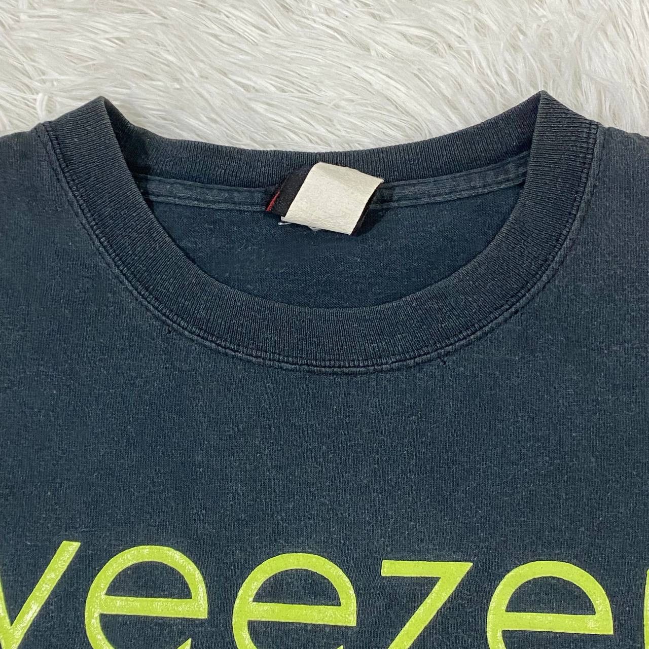 Band Tees Vintage Y2K rock band weezer Size US M / EU 48-50 / 2 - 4 Thumbnail