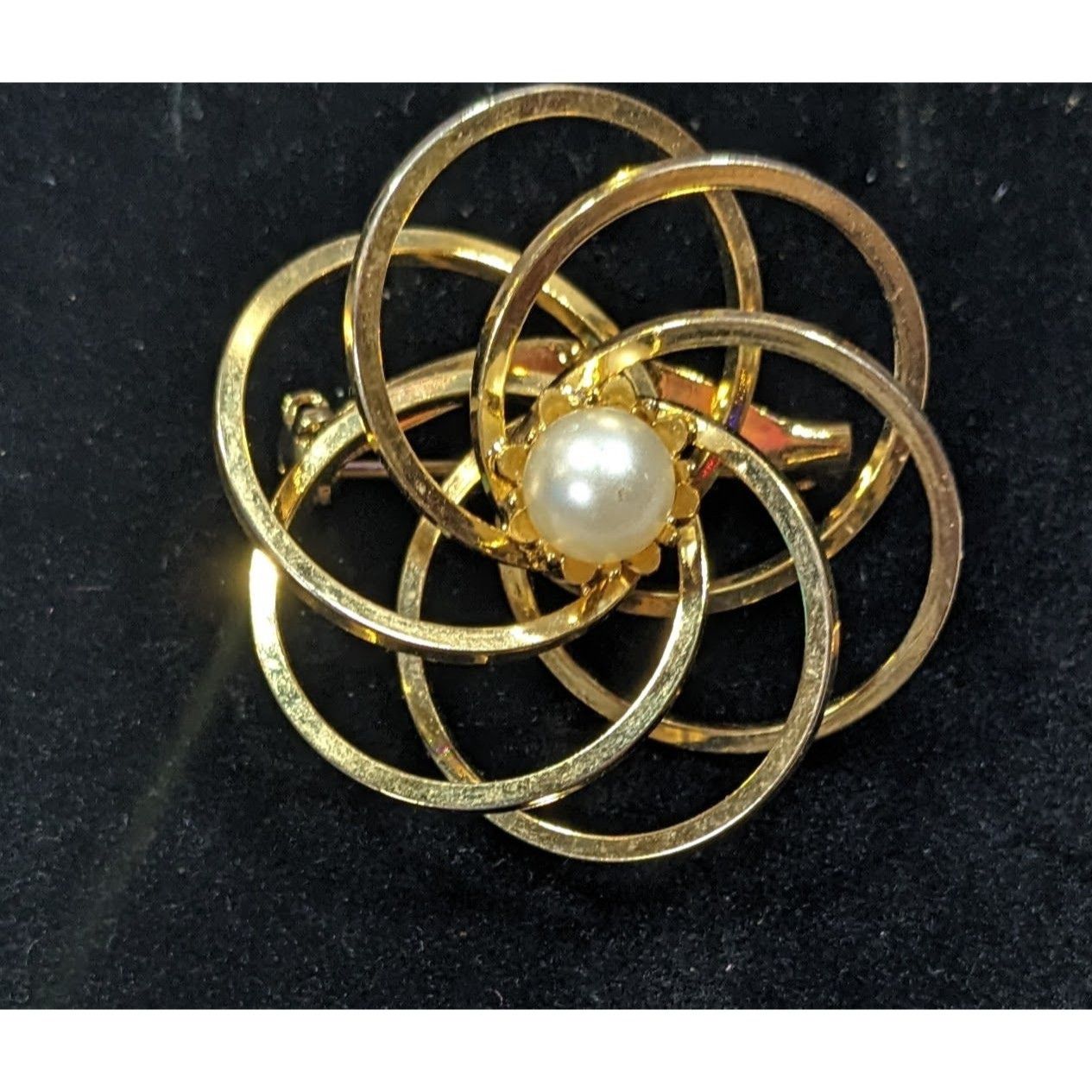 Other Vintage Atomic Swirl Floral Brooch With Faux Pearl Accent Size ONE SIZE - 3 Thumbnail