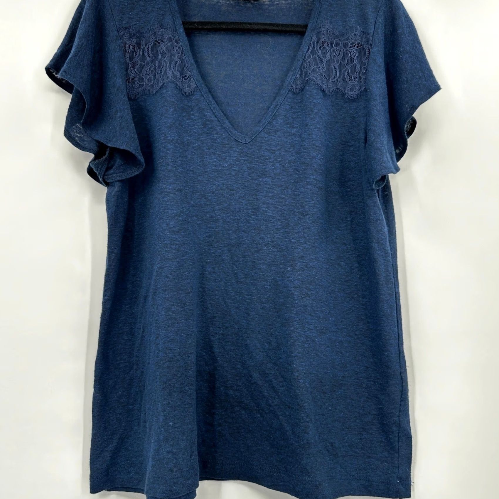 Banana Republic VINTAGE Banana Republic Navy Blue Lace Trim V-Neck Flutter Sleeve Linen Blend Top M Size M / US 6-8 / IT 42-44 - 3 Thumbnail