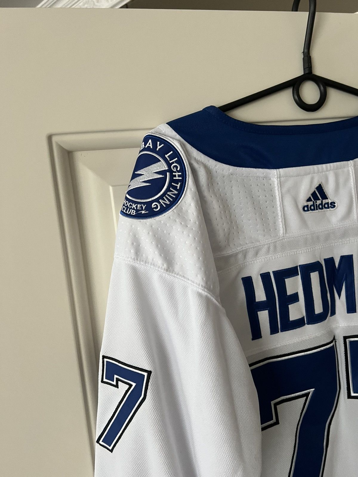 NHL Adidas NHL Tampa Bay Lightning #77 Hedman Jersey Size US XL / EU 56 / 4 - 19 Thumbnail
