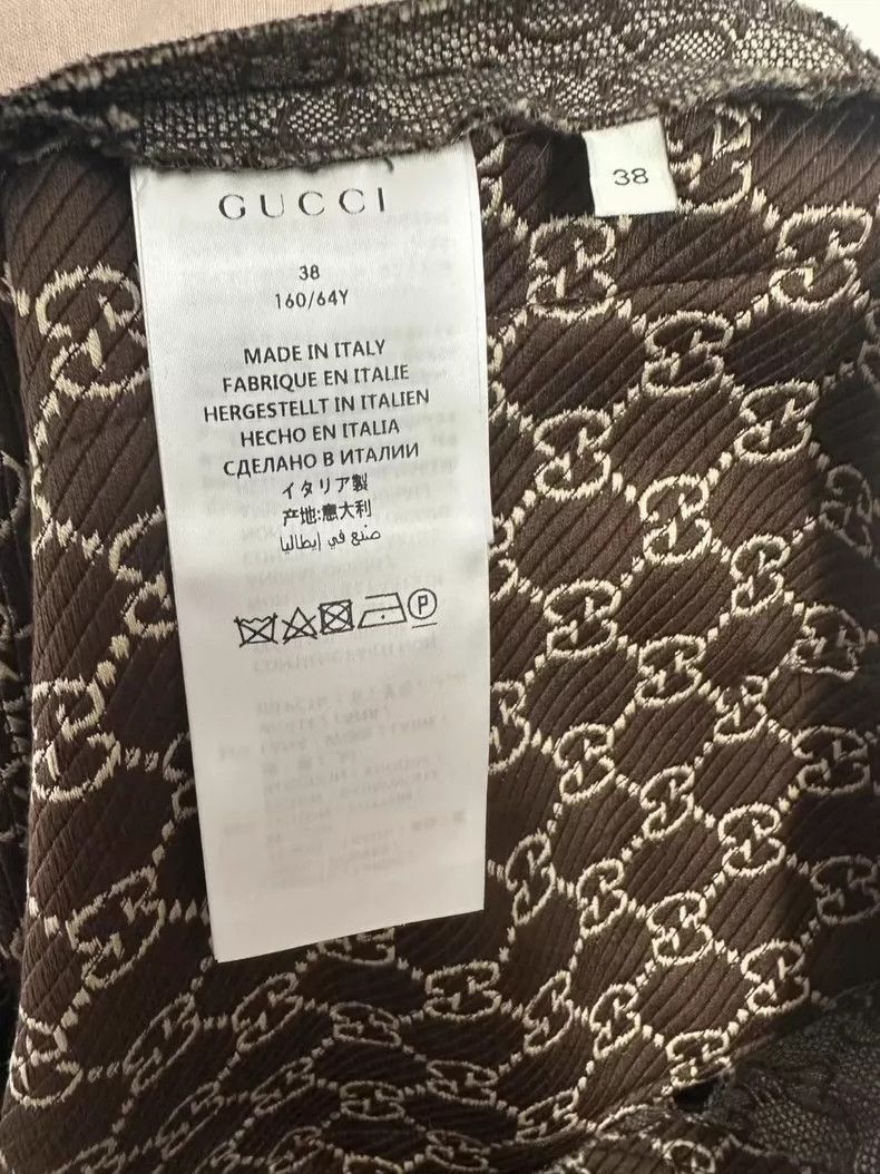 Gucci Gucci full of logo short 2501-Nextarrow Size US 38 / EU 54 - 5 Thumbnail