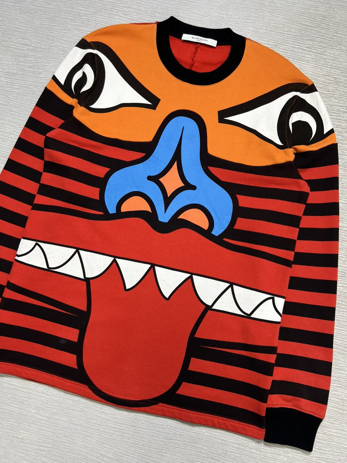 Givenchy Givenchy - F/W ‘17 - Totem Print Cotton Sweatshirt Size US XS / EU 42 / 0 - 6 Thumbnail
