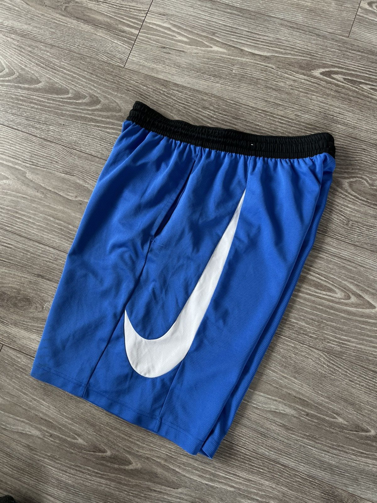 Nike Nike Big Swoosh Lite Weight Basketball/Gym Sport Shorts Size US 34 / EU 50 - 5 Thumbnail