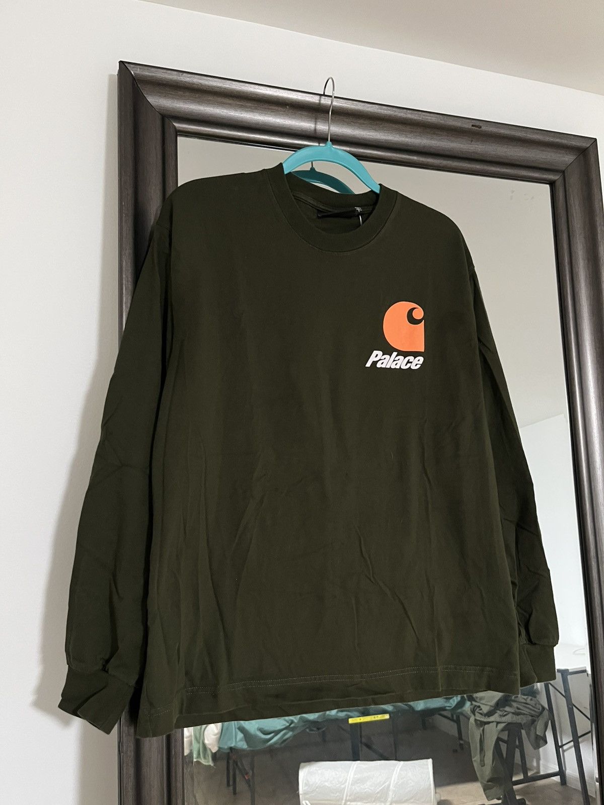 Carhartt Wip × Palace 2024 Palace x Carhartt WIP Logo Long-Sleeve 'Plant' green Size US M / EU 48-50 / 2 - 1 Thumbnail