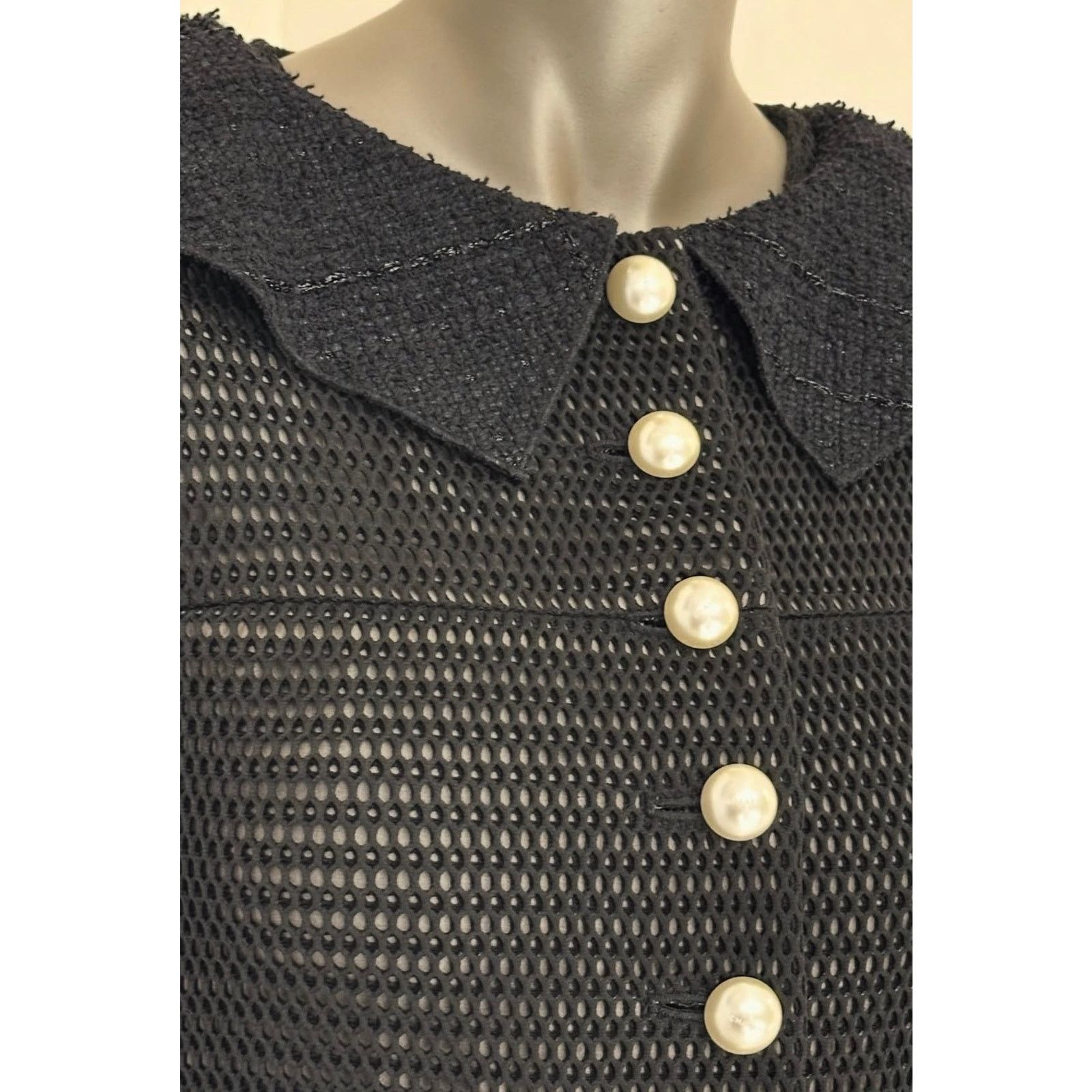 Chanel Elegant Chanel Black Tweed Skirt Suit - Sz 38/40 Size S / US 4 / IT 40 - 7 Thumbnail