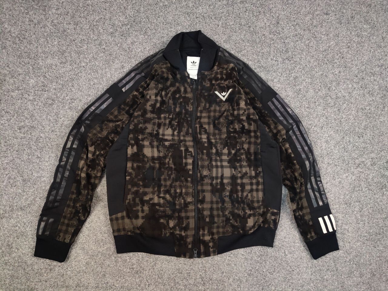 Adidas × White Mountaineering Adidas Originals White Mountaineering fleece Light Jacket Size US S / EU 44-46 / 1 - 1 Thumbnail