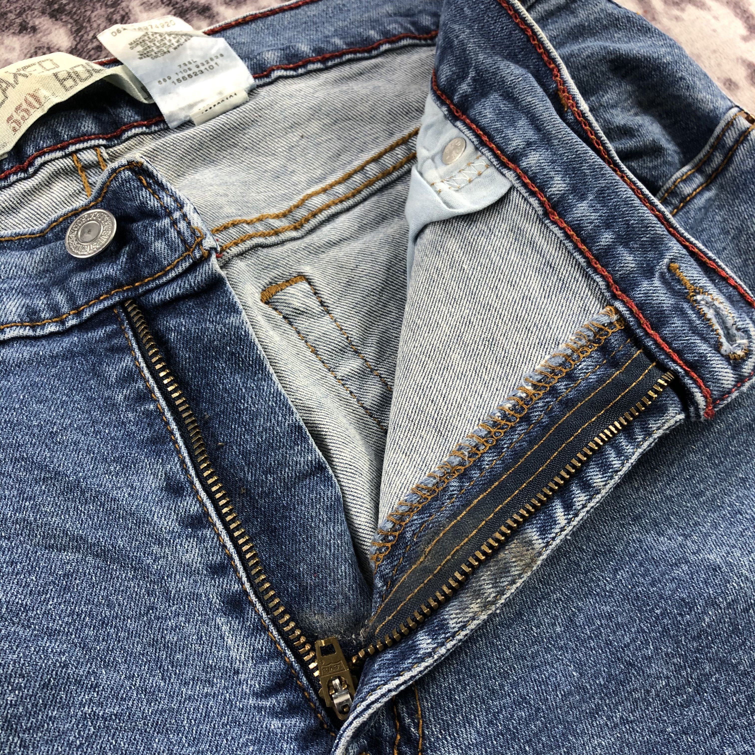 Levi's × Vintage Vintage Blue Wash Levis 550 Jeans-JM2818 Size US 31 - 9 Thumbnail
