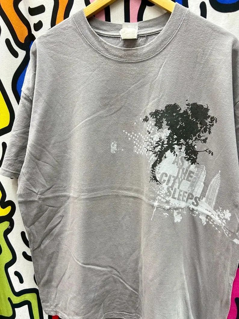 Band Tees Vintage 2000s As The City Sleeps Band tshirt size XL Size US XL / EU 56 / 4 - 1 Thumbnail