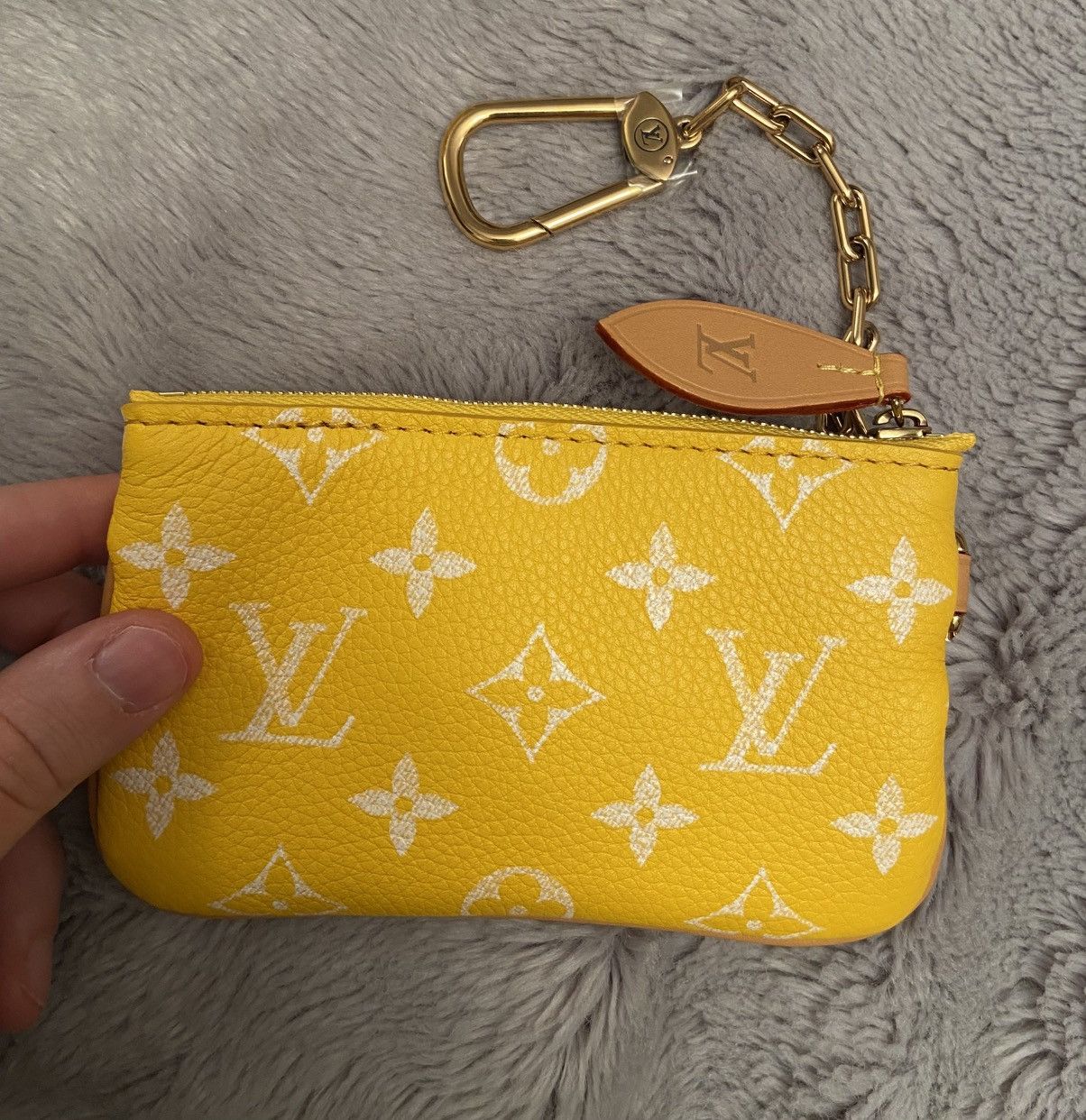 Louis Vuitton × Pharrell LOUIS VUITTON SS24 SOFT SPEEDY P9 BANDOULIÈRE 25 IN Yellow Size ONE SIZE - 16 Thumbnail
