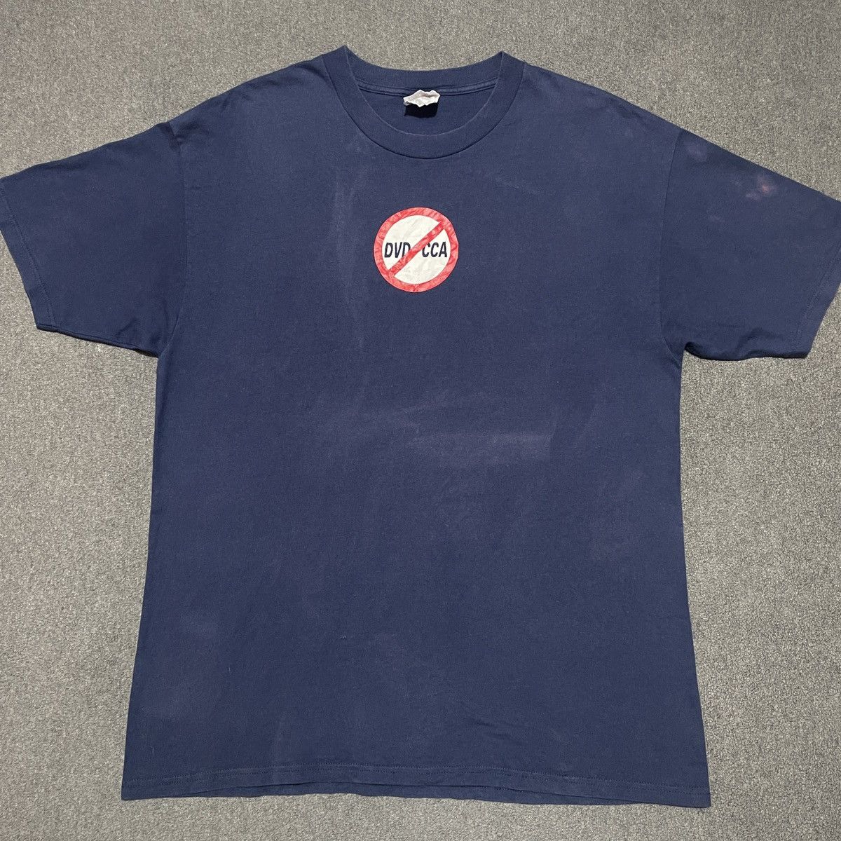 Hanes Vintage 90s Computer Science Coding DVD CCA Faded T-shirt Size US XL / EU 56 / 4 - 1 Thumbnail