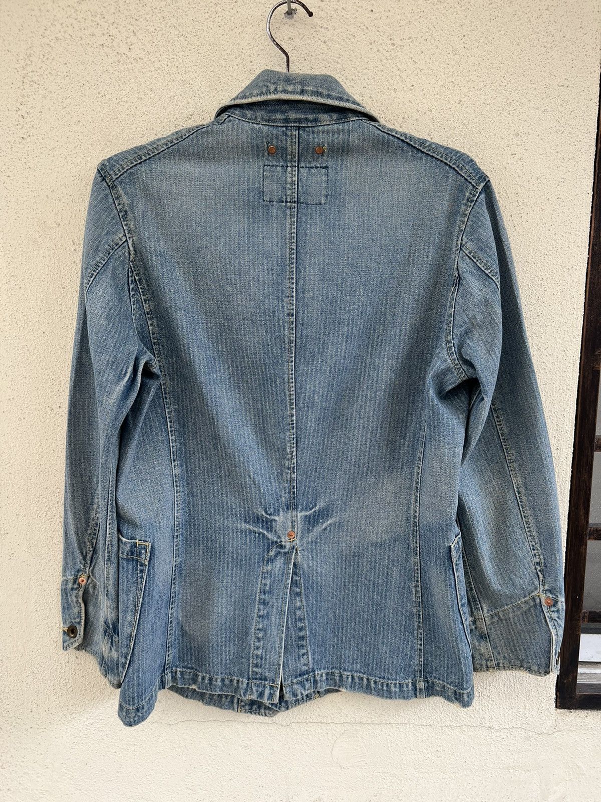 Levi's Vintage 2004 Levi’s Redloop Fade Blue HBT Denim Chore Jacket Size US M / EU 48-50 / 2 - 11 Thumbnail