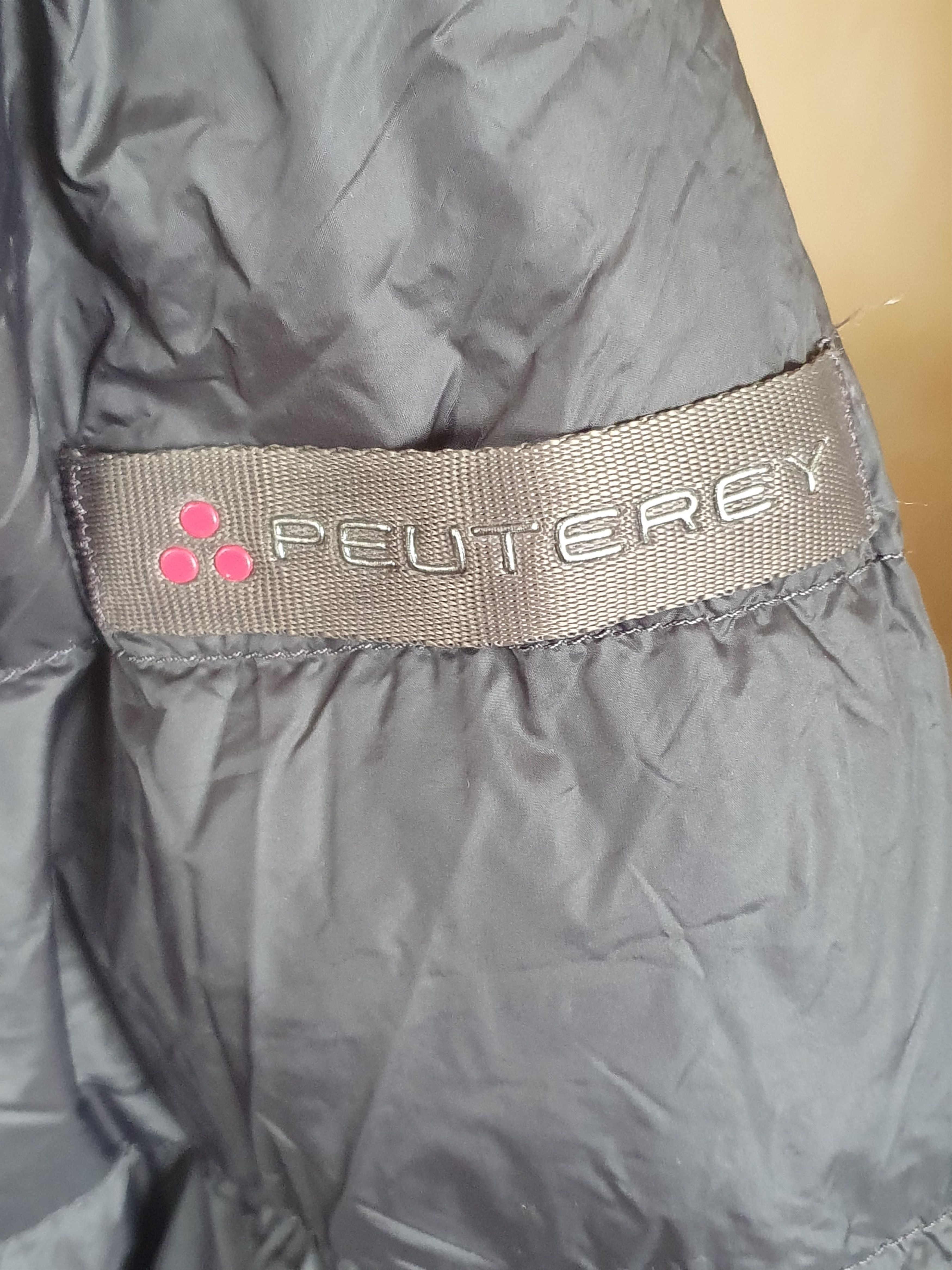 Peuterey Peuterey Goose Down Benq jacket Lightweight sz L? Size US L / EU 52-54 / 3 - 9 Thumbnail