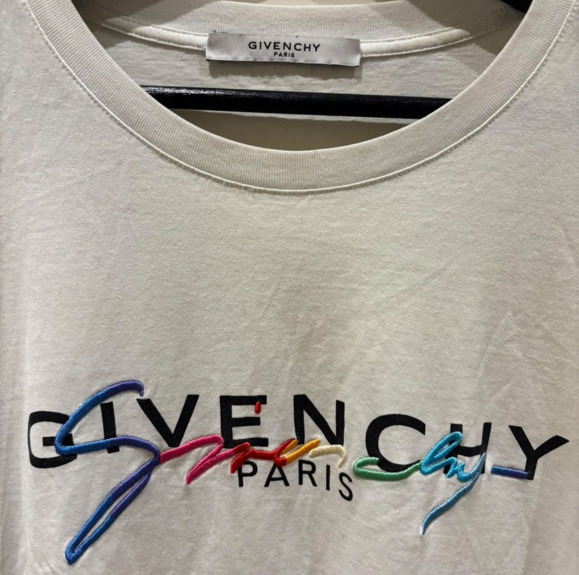 Givenchy Givenchy Classic Rainbow Logotype Tee White Size US XL / EU 56 / 4 - 2 Thumbnail