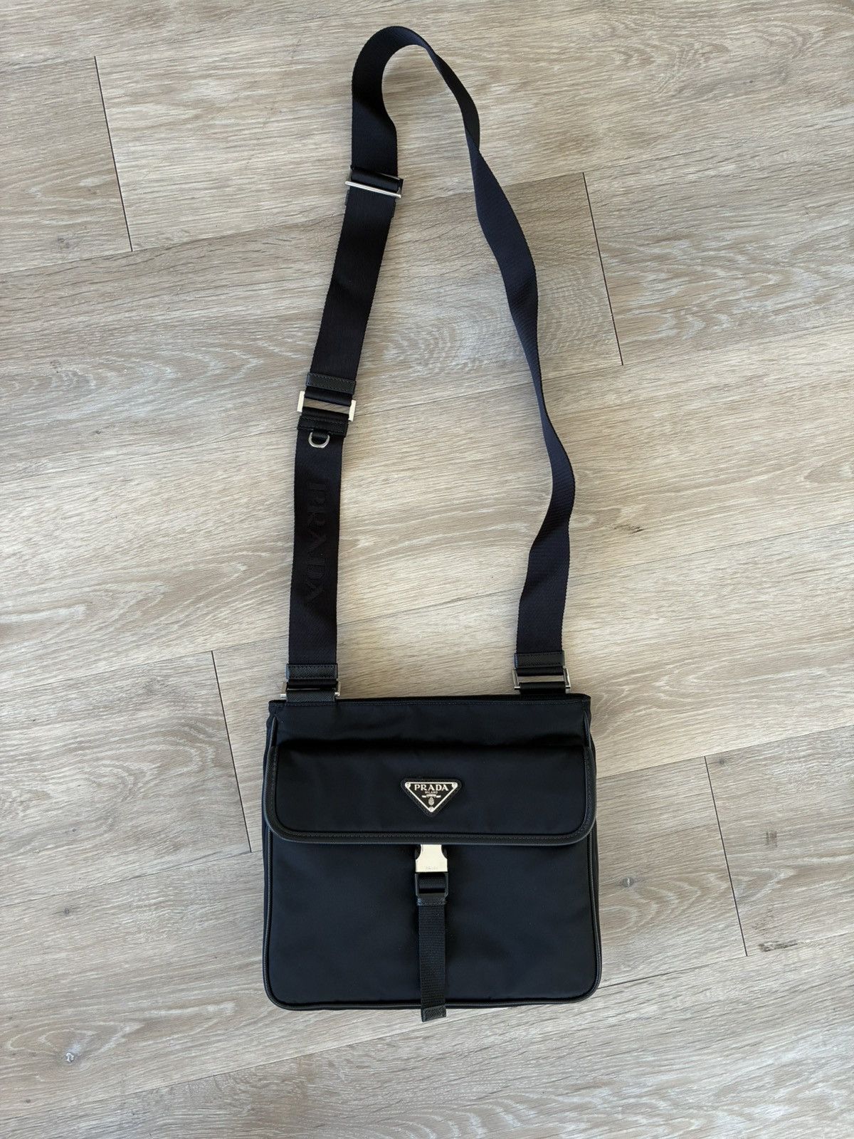 Prada Prada black nylon messenger bag Size ONE SIZE - 2 Thumbnail