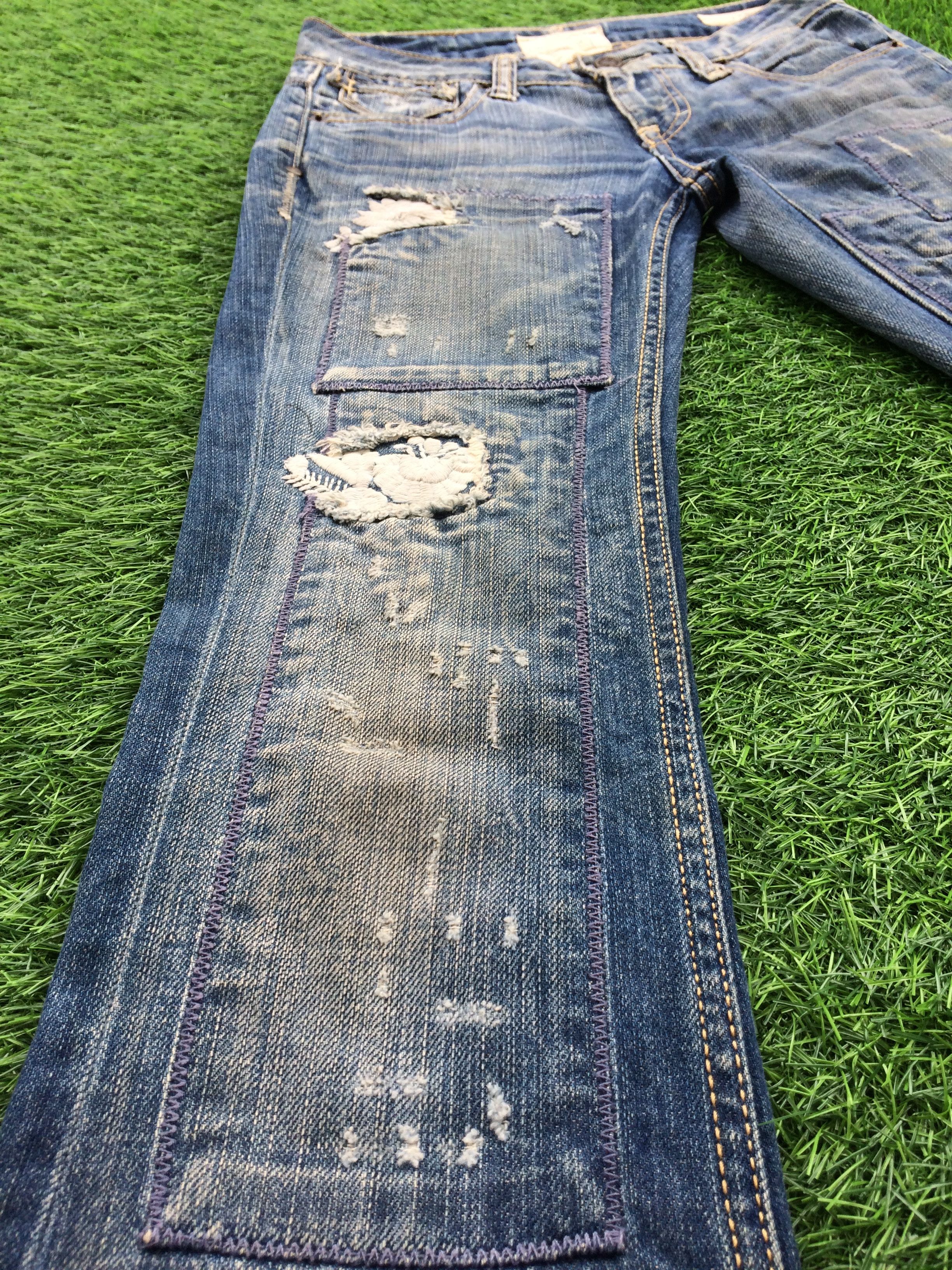 If Six Was Nine × Japanese Brand Japanese Distressed Flared Patch Jeans D-858 Size 25" / US 0 / IT 36 - 5 Thumbnail