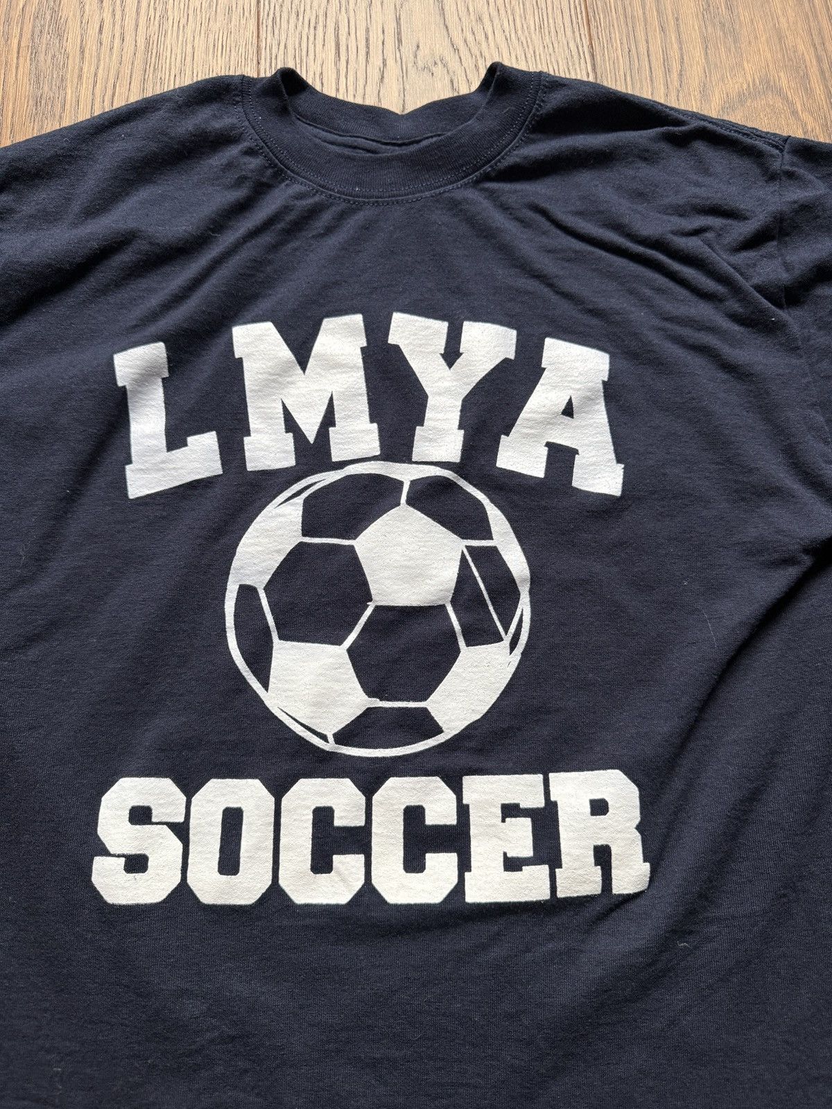 Vintage Vintage Y2K LMYA Soccer Graphic Tee Size US M / EU 48-50 / 2 - 3 Thumbnail