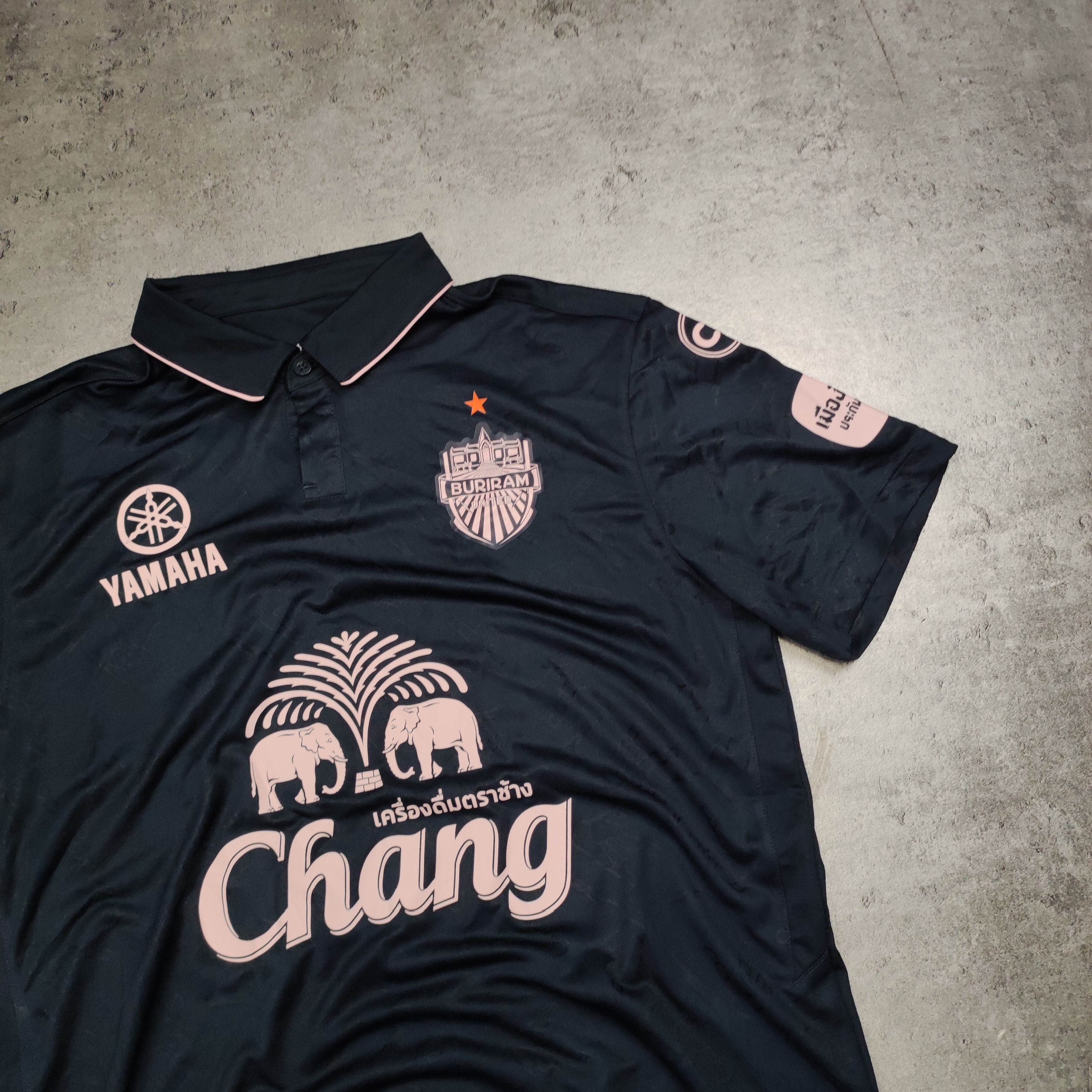 Vintage RARE Football Thailand Buriram United 2024 Home Jersey Size US L / EU 52-54 / 3 - 3 Thumbnail
