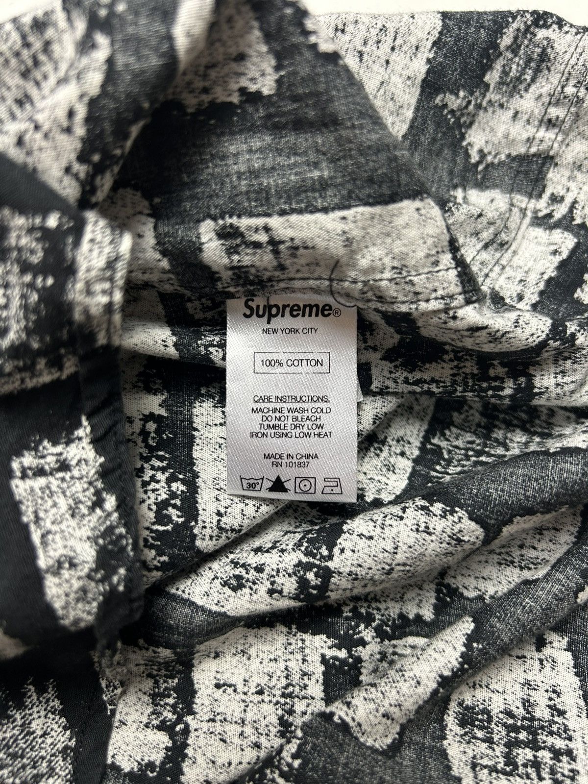 Supreme Supreme SS14 Block Print Shirt Size US M / EU 48-50 / 2 - 5 Thumbnail