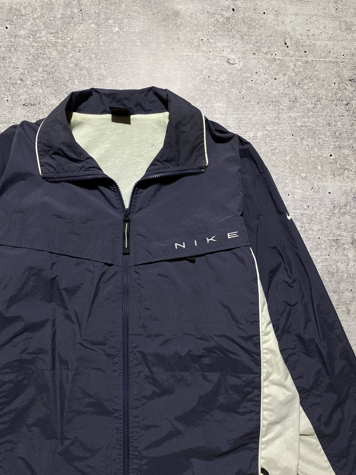 Nike Nike Vintage Light Jacket Size US M / EU 48-50 / 2 - 5 Thumbnail