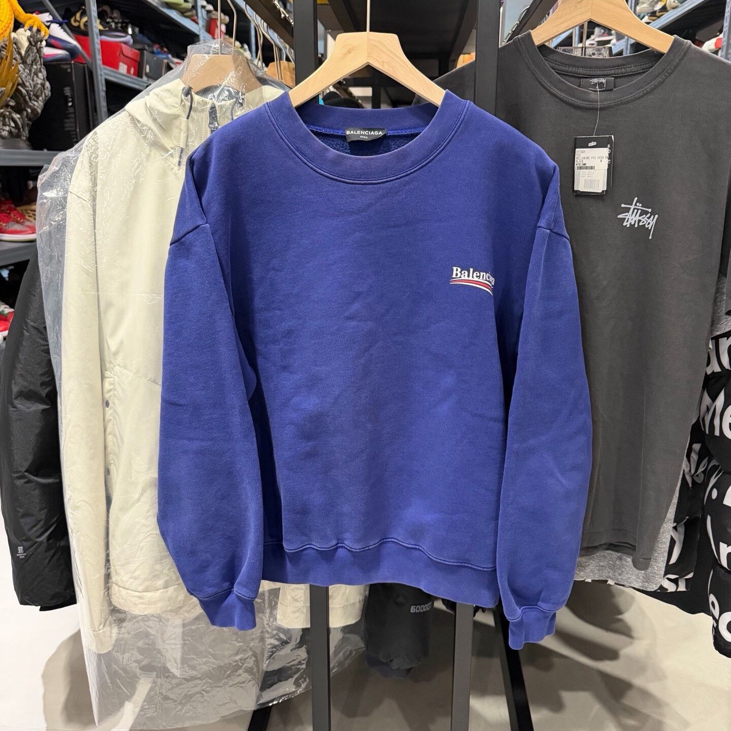 Balenciaga Balenciaga Coke Crewneck Sweatshirt Size US M / EU 48-50 / 2 - 1 Thumbnail