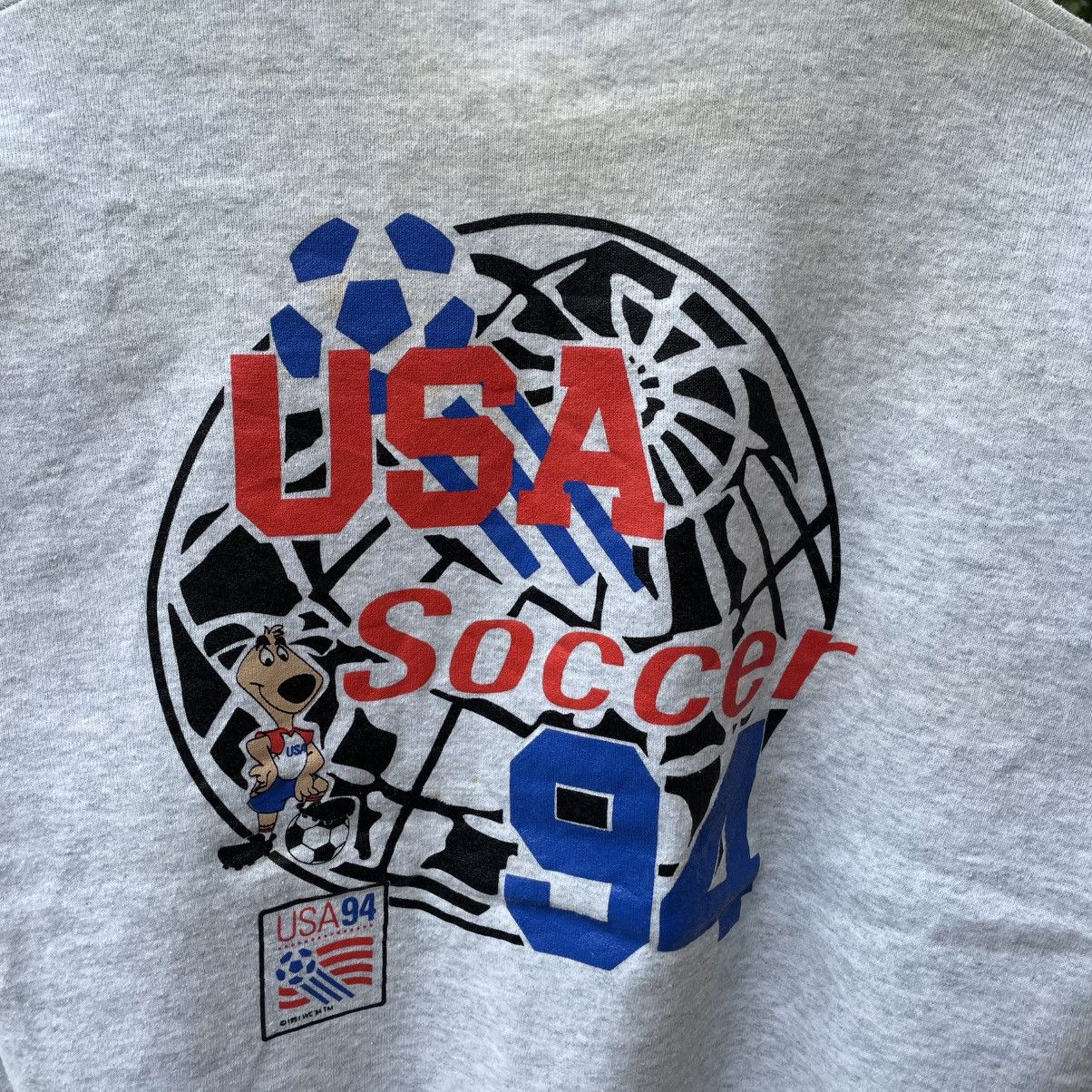 Vintage 🔥Vintage 1994 Fifa World Cup Soccer Mascot Logo Sweatshirts Size US S / EU 44-46 / 1 - 7 Thumbnail