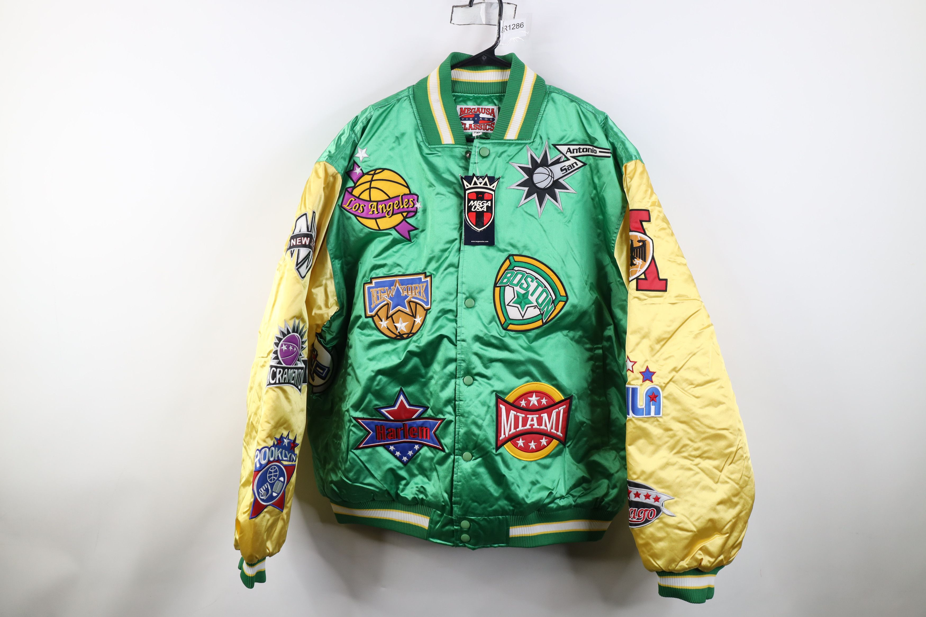 Vintage Deadstock Vintage 90s Quilted Satin Bomber Jacket Green Size US XXL / EU 58 / 5 - 1 Thumbnail