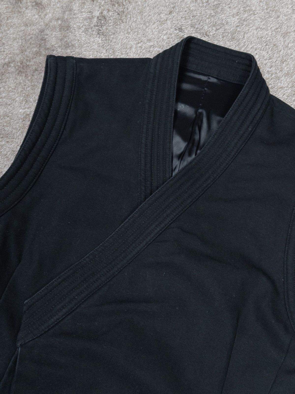 D.Gnak By Kang.D D.Gnak By Kang.D Black Cotton Sleeveless Dark Jacket Size 48 Size US M / EU 48-50 / 2 - 7 Thumbnail