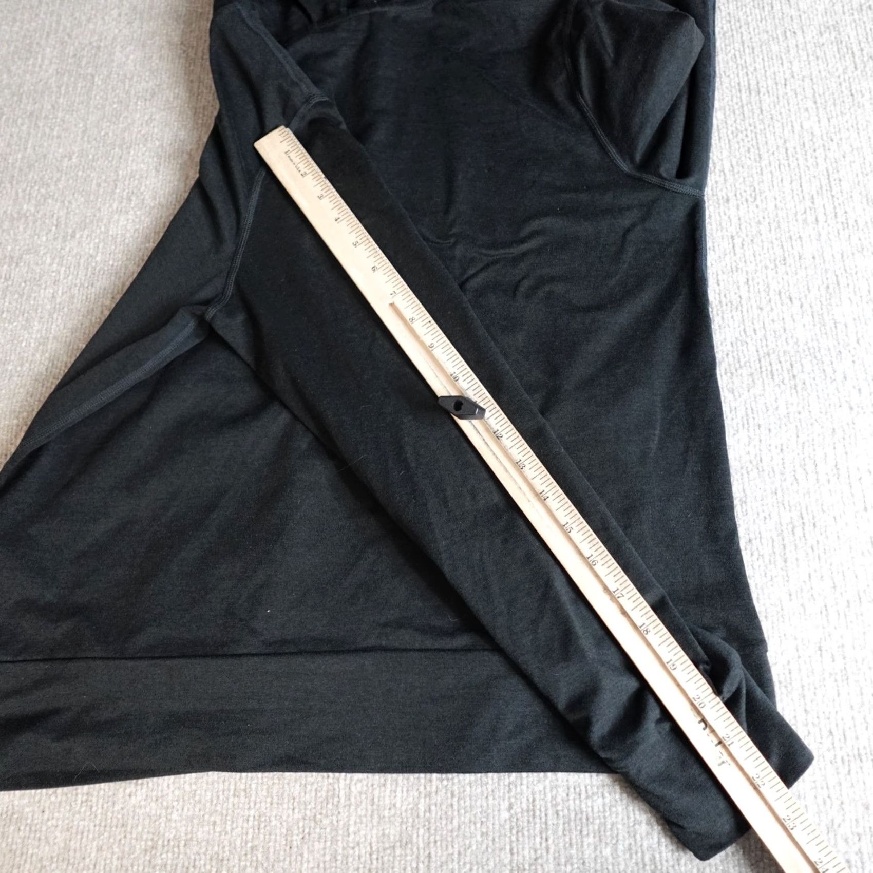 Vuori Vuori Women's Sweater Medium Black Heather Halo Performance Hoodie 2.0 Hoodie Size M / US 6-8 / IT 42-44 - 7 Thumbnail
