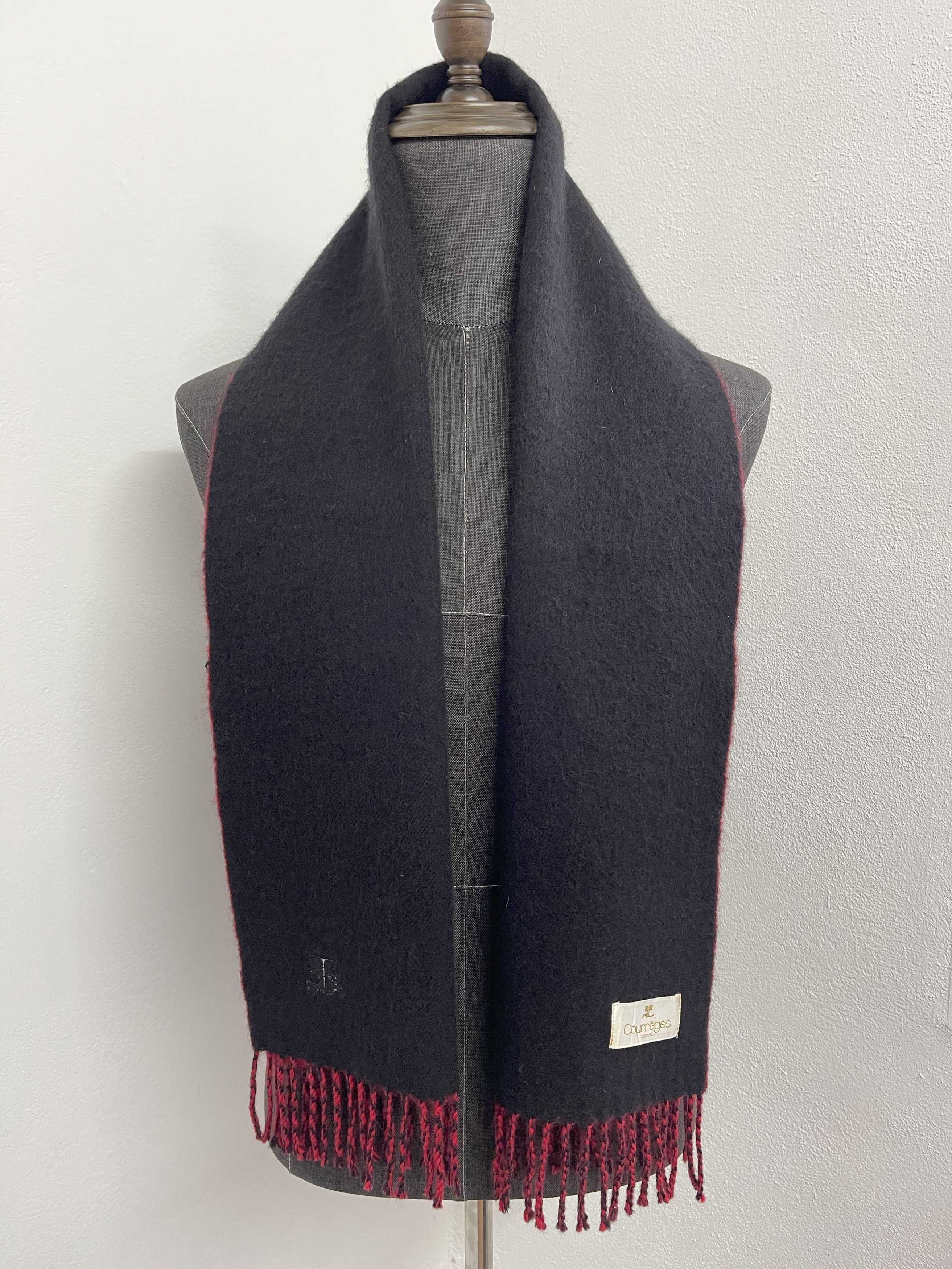 Courreges Vintage Courreges Scarf / Muffler - 6111 Size ONE SIZE - 3 Thumbnail
