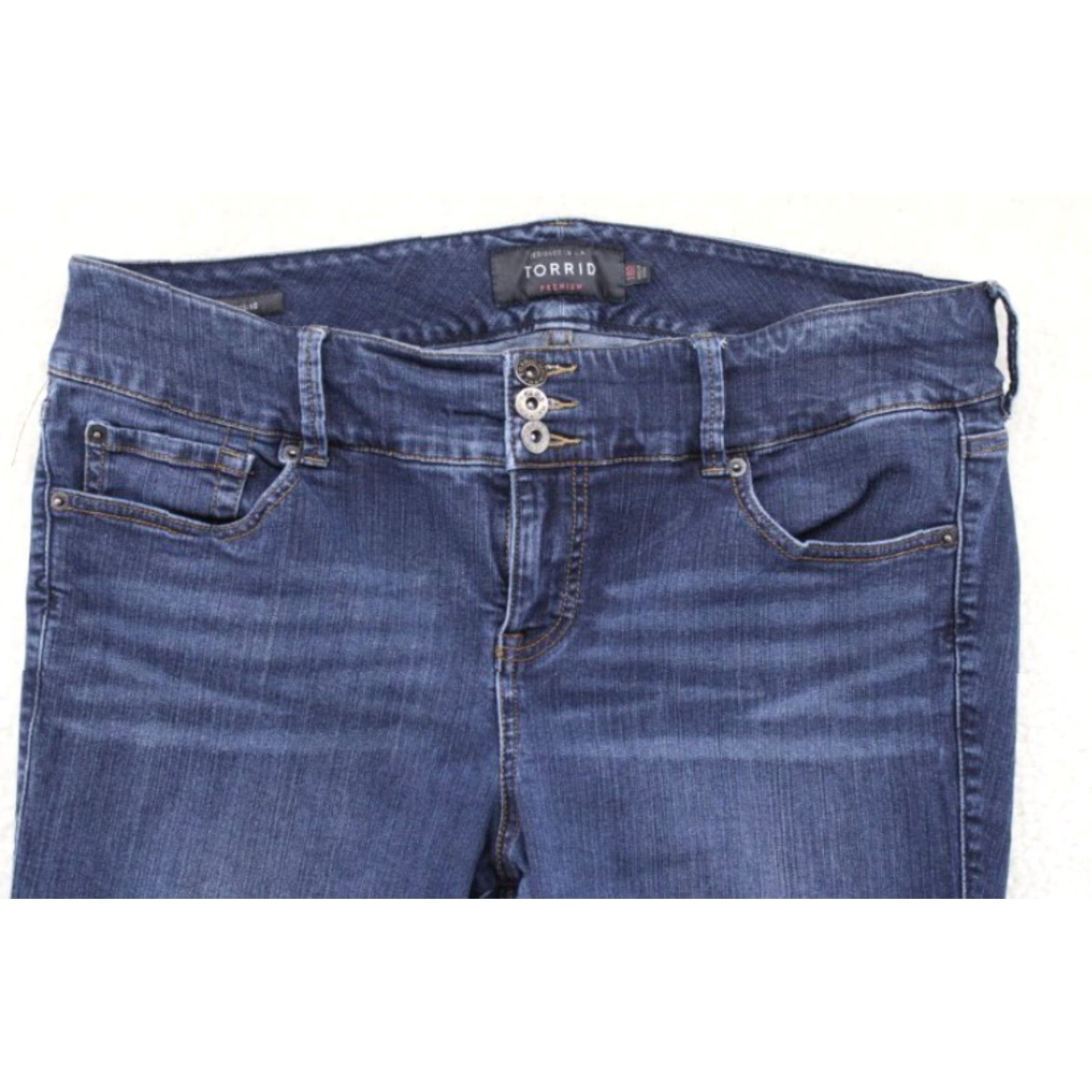Torrid Torrid Premium Jegging Jeans Women's 18 Regular Dark Wash Cotton Blend Casual 90s Bohemian City Denim Stretch Womens Size 40" / US 18 - 3 Thumbnail
