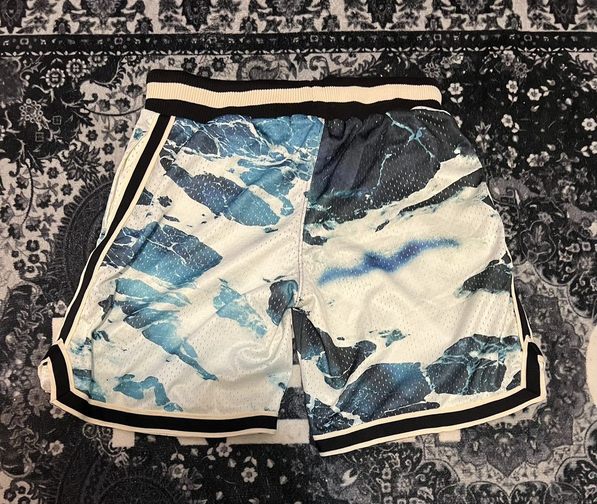 MNML MNML MULTICOLOR SHORTS Size US 30 / EU 46 - 2 Thumbnail