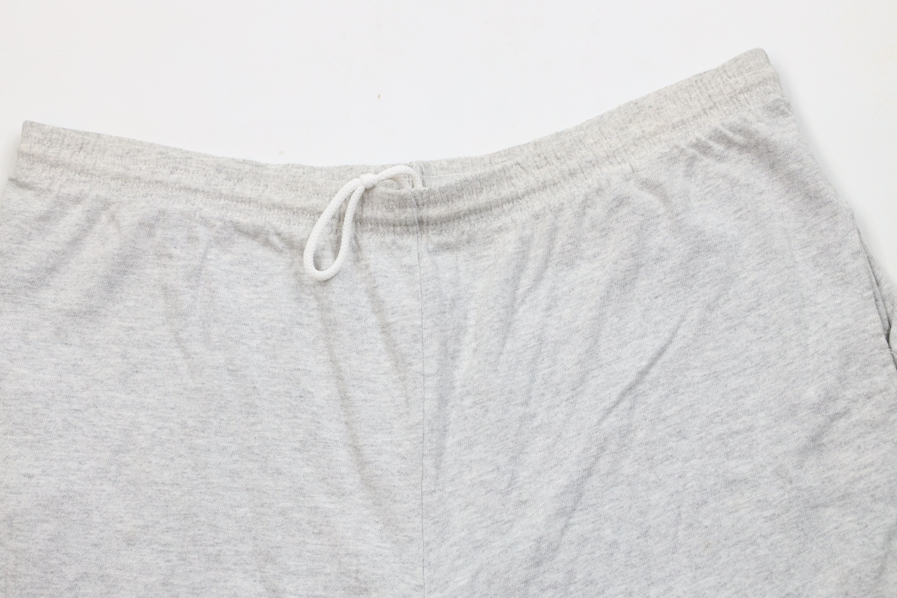 Nike Vintage 90s Nike Mini Swoosh Above Knee Shorts Gray USA Size US 34 / EU 50 - 2 Thumbnail