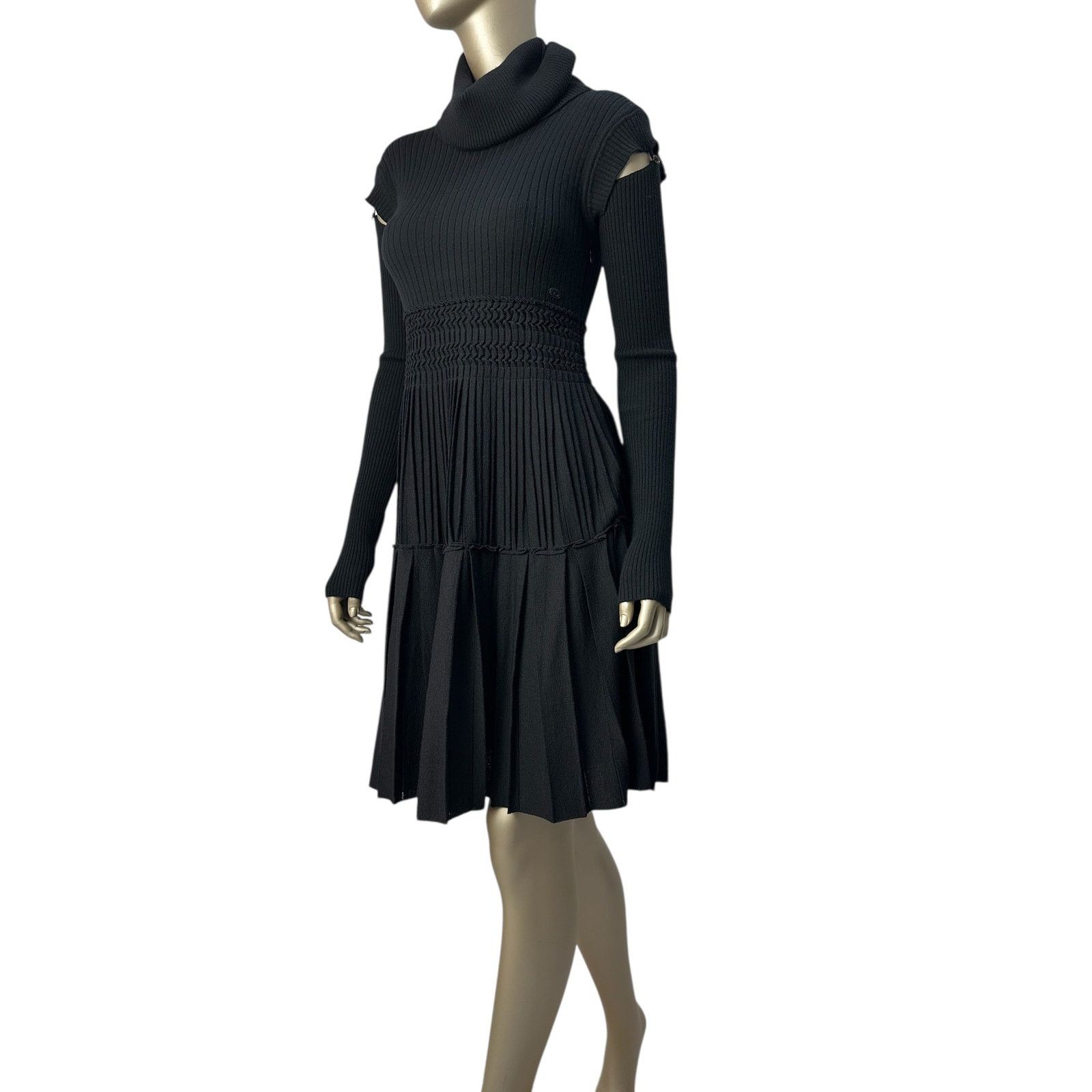Chanel Chanel Shoulder Cut-Outs Dress Sz.40 Size M / US 6-8 / IT 42-44 - 3 Thumbnail