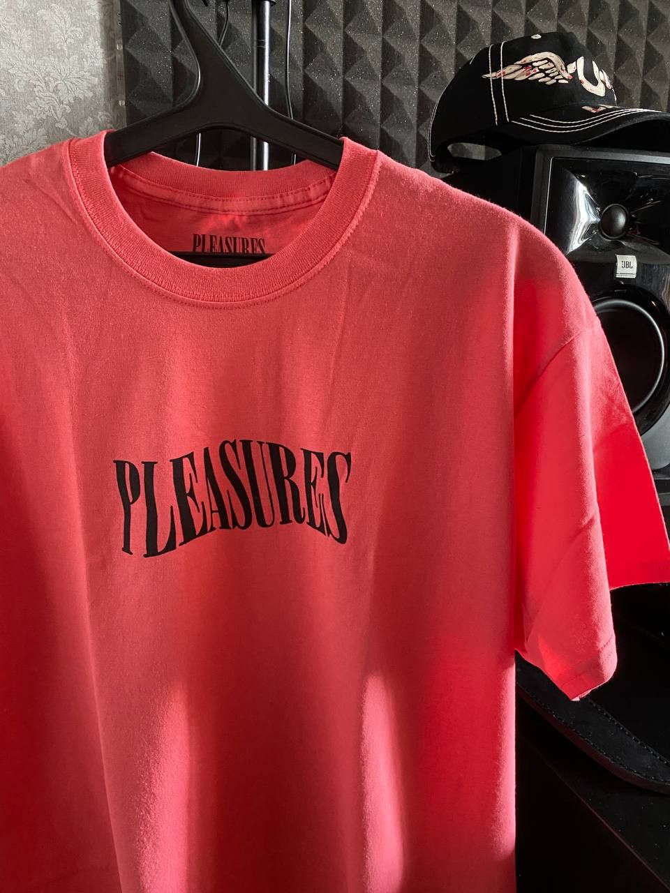 Pleasures Pleasures - Coral Tee Size US L / EU 52-54 / 3 - 4 Thumbnail