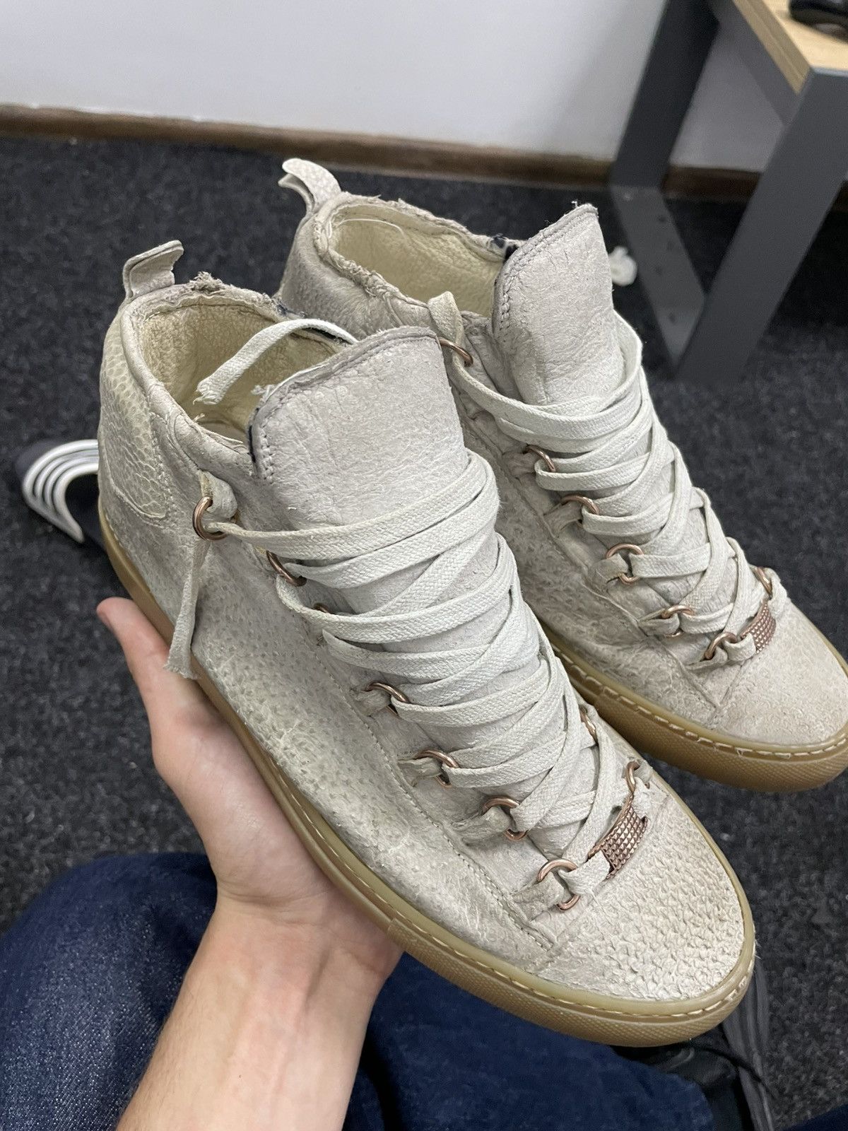 Balenciaga Arena high shoes vintage luxury