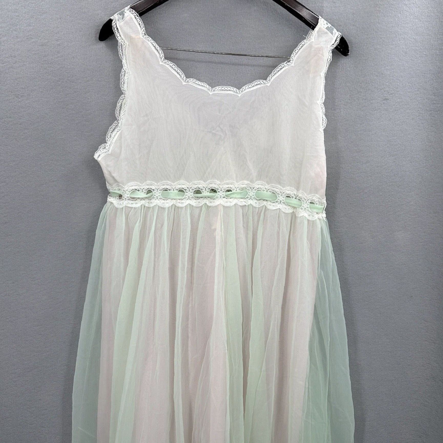 Vintage VINTAGE Orfalis France Nightgown Womens M Chiffon Green 1950s Sleepwear Art Deco Size ONE SIZE - 5 Thumbnail