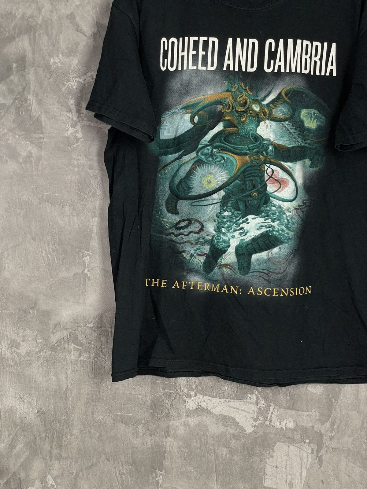 Band Tees × Vintage Coheed and Cambria band Y2K Avantgarde l T-shirt Size US L / EU 52-54 / 3 - 5 Thumbnail