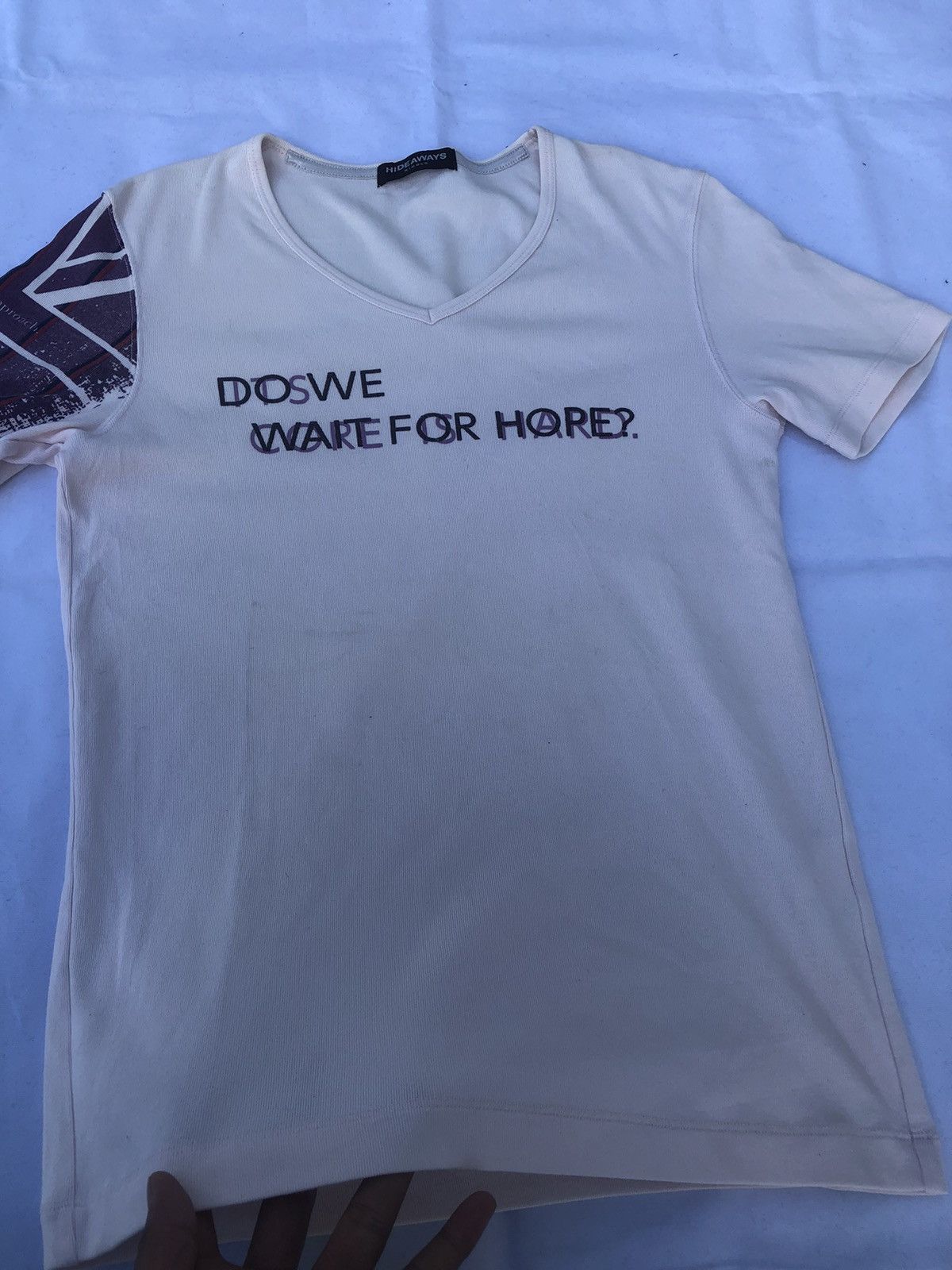 HIDEAWAYS DO WE WAIT FOR HOPE HIDEWAYAS TSHIRT TEE Size US M / EU 48-50 / 2 - 2 Thumbnail