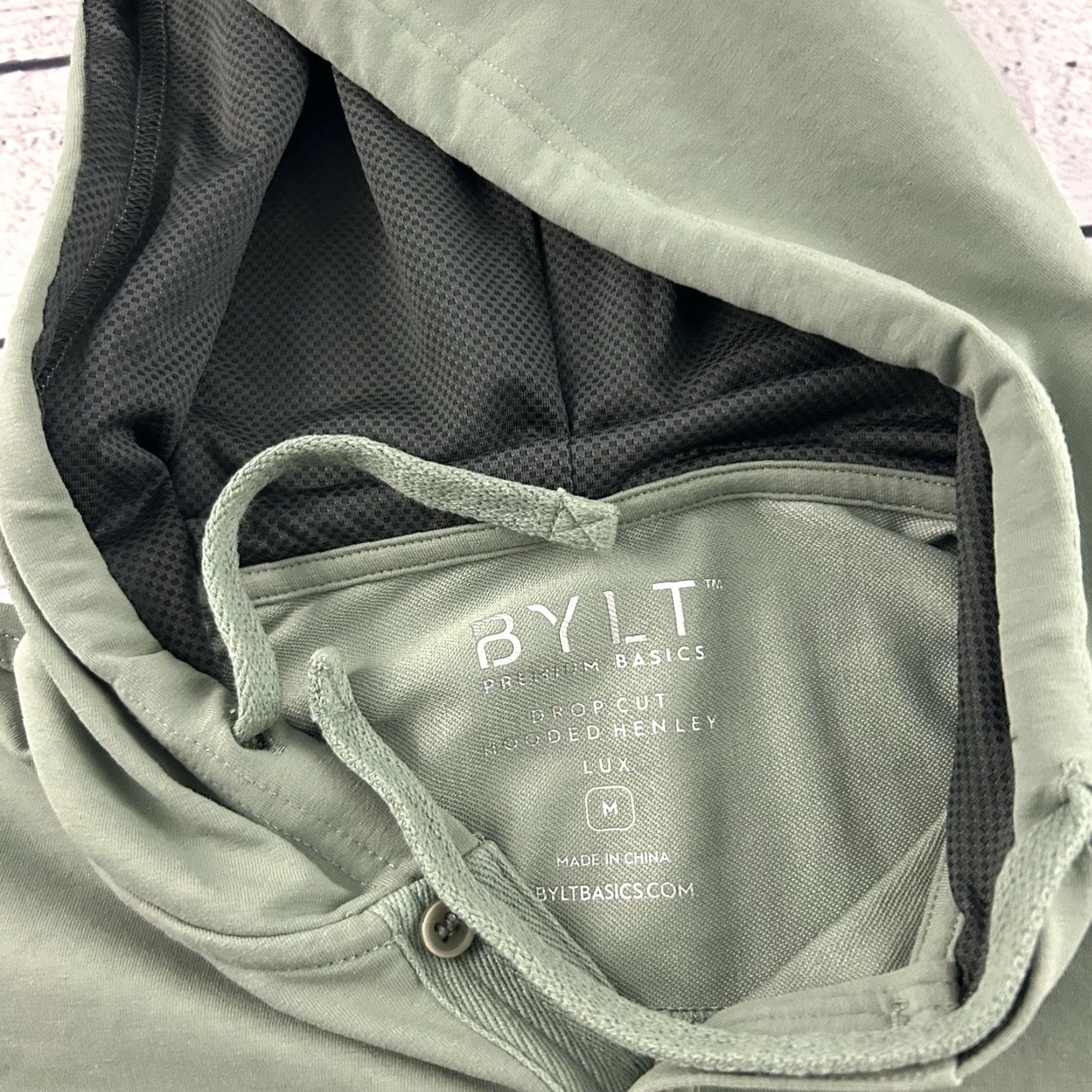 Vintage BYLT Drop Lux Hooded Henley Sweatshirt Men M Green Size US M / EU 48-50 / 2 - 4 Thumbnail