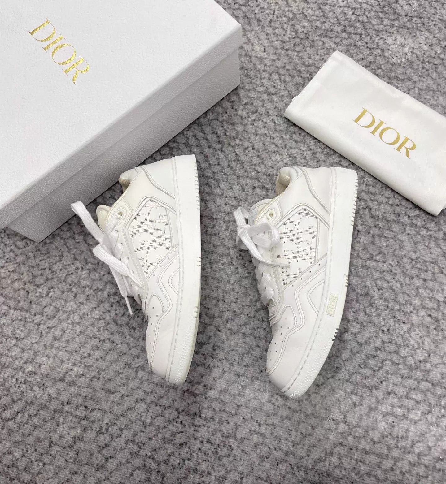 Dior DIOR Women's White Leather Sneakers 36 Embossed Cutout Size US 5.5 / IT 35.5 - 4 Thumbnail
