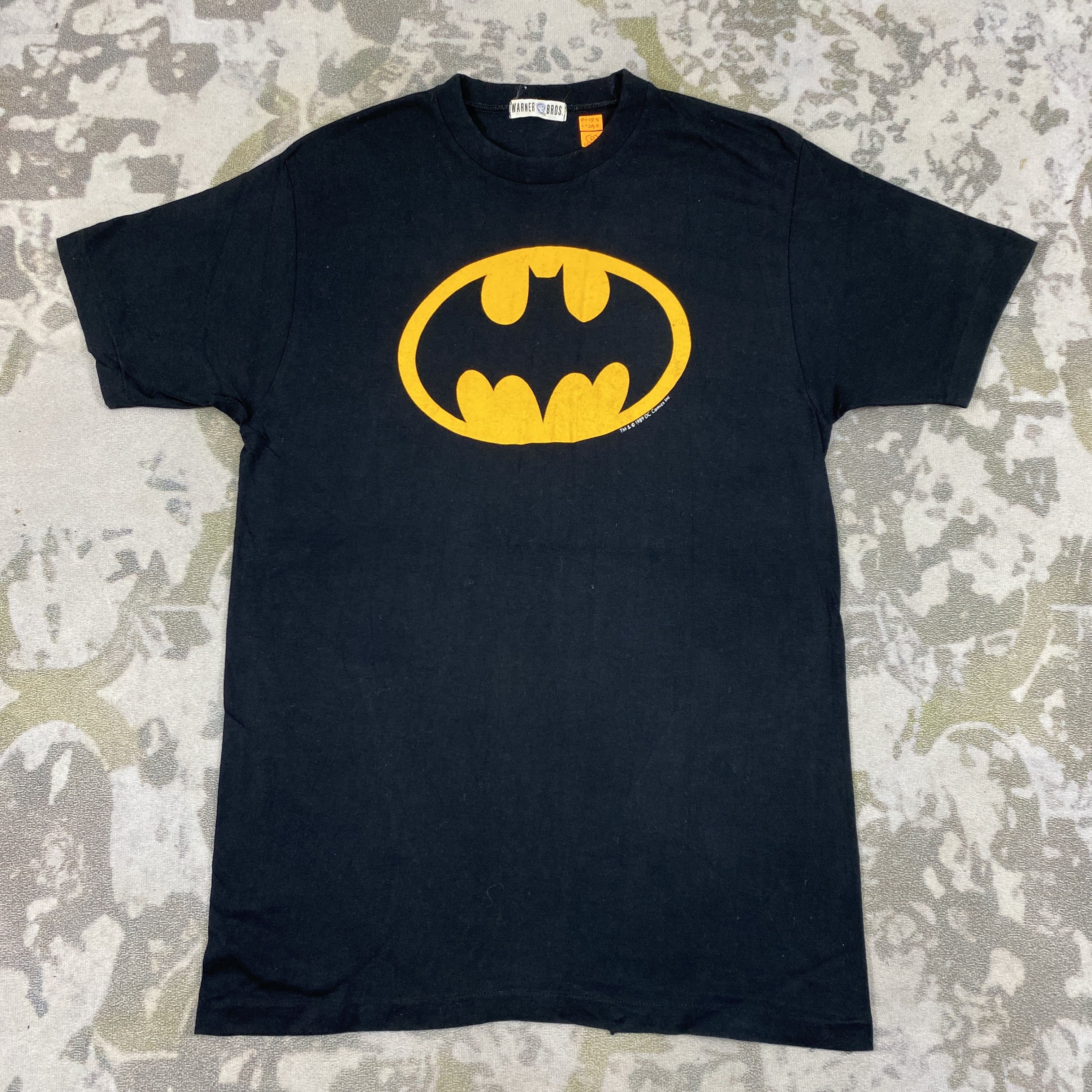 DC Comics Vintage Batman 1999 Logo Tshirt -D031 Size US M / EU 48-50 / 2 - 1 Thumbnail