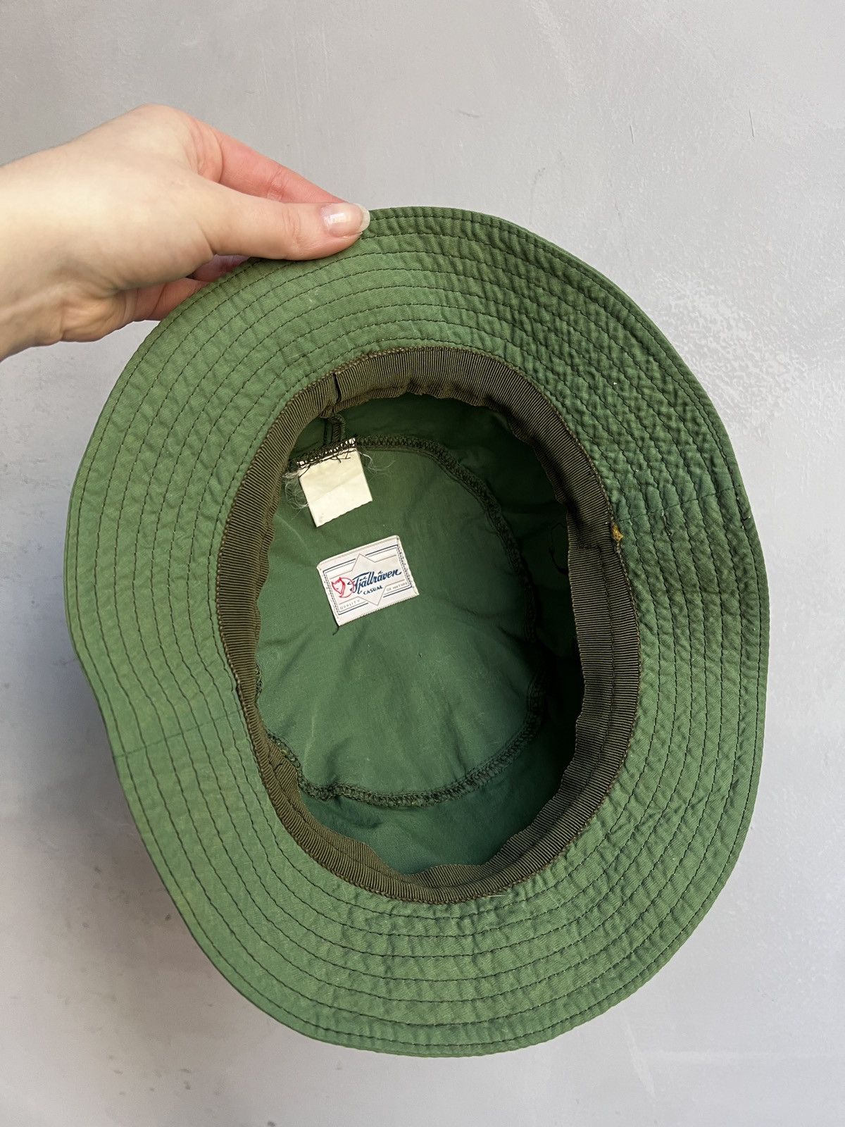 Fjallraven Vintage Fjallraven Green Bucket Hat Streetwear Size ONE SIZE - 8 Thumbnail
